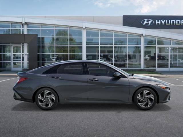 2025 Hyundai Elantra SEL Sport 7