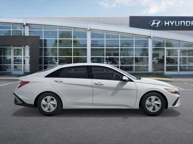 2025 Hyundai Elantra SE 7