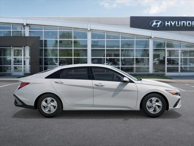 2025 Hyundai Elantra SE 7