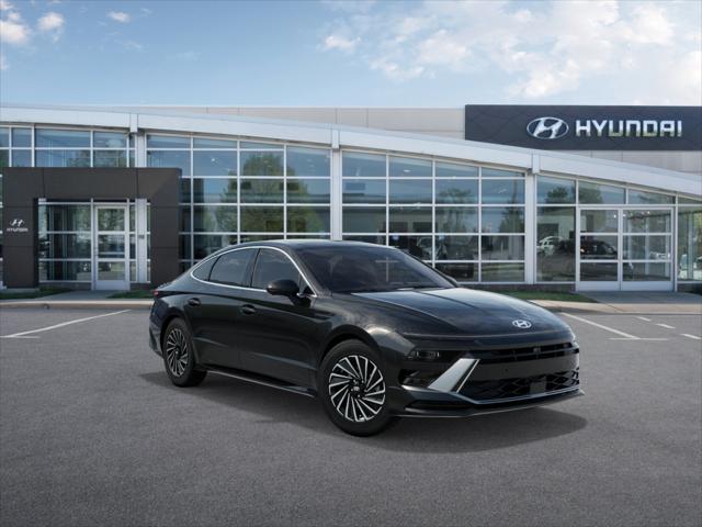 2025 Hyundai Sonata Hybrid Limited 2