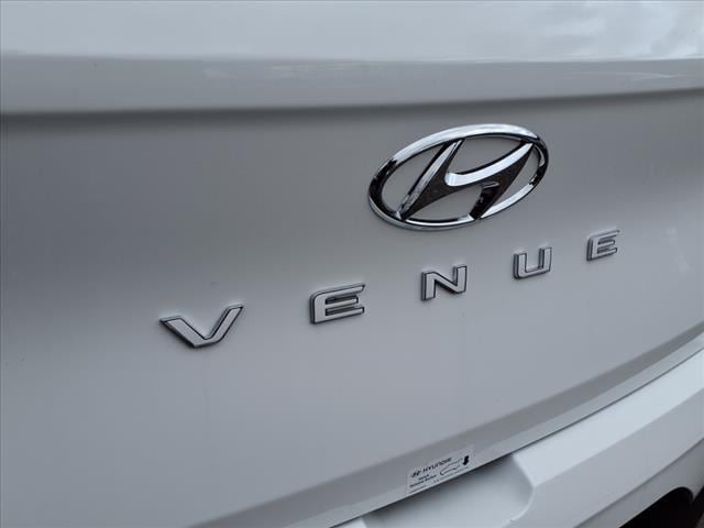 2025 Hyundai Venue SEL 16