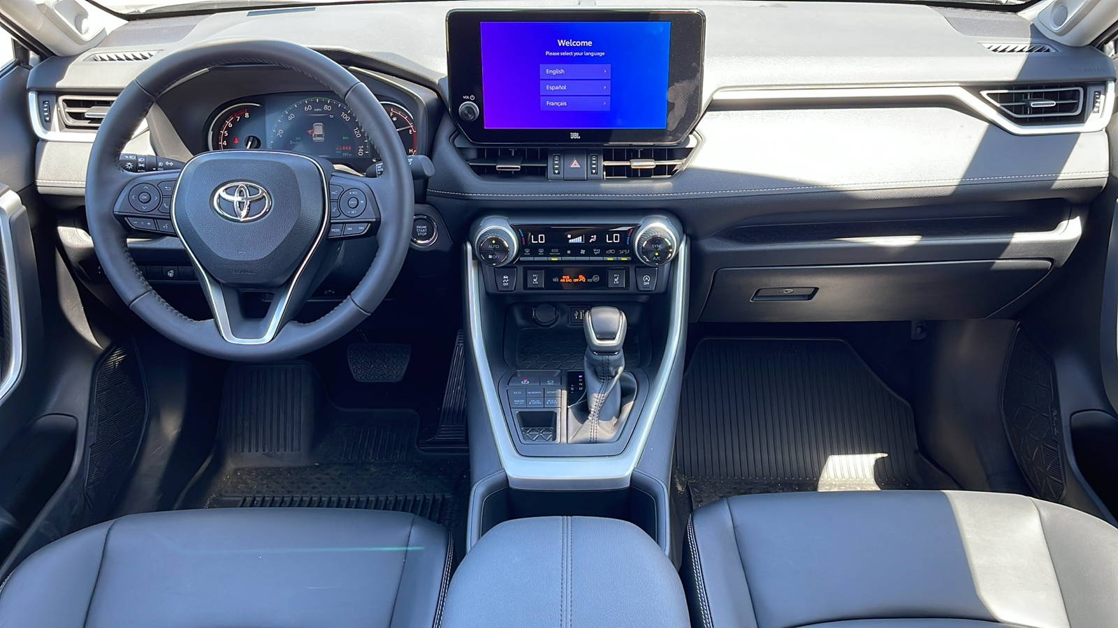 2024 Toyota RAV4 XLE Premium 13