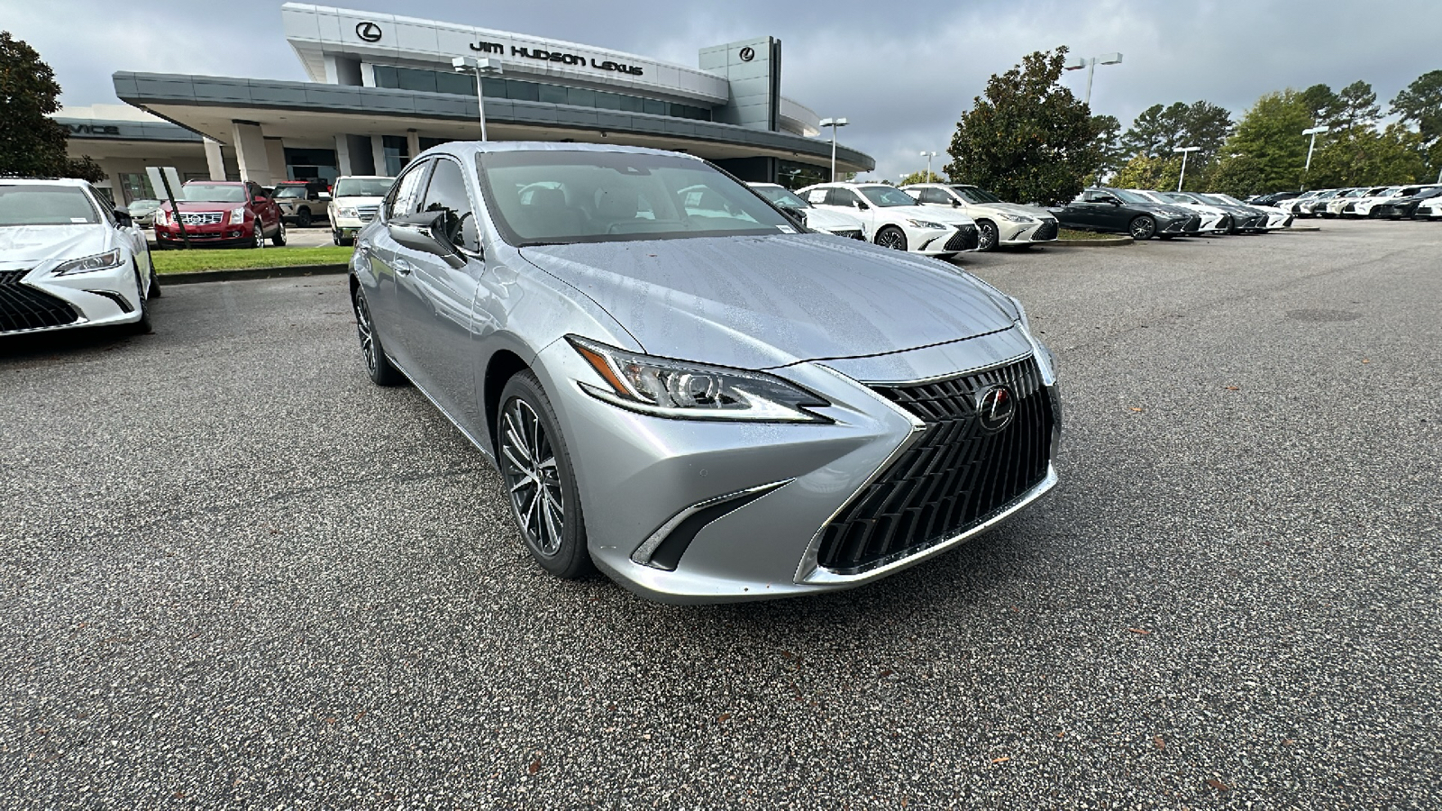 2025 Lexus ES 350 1