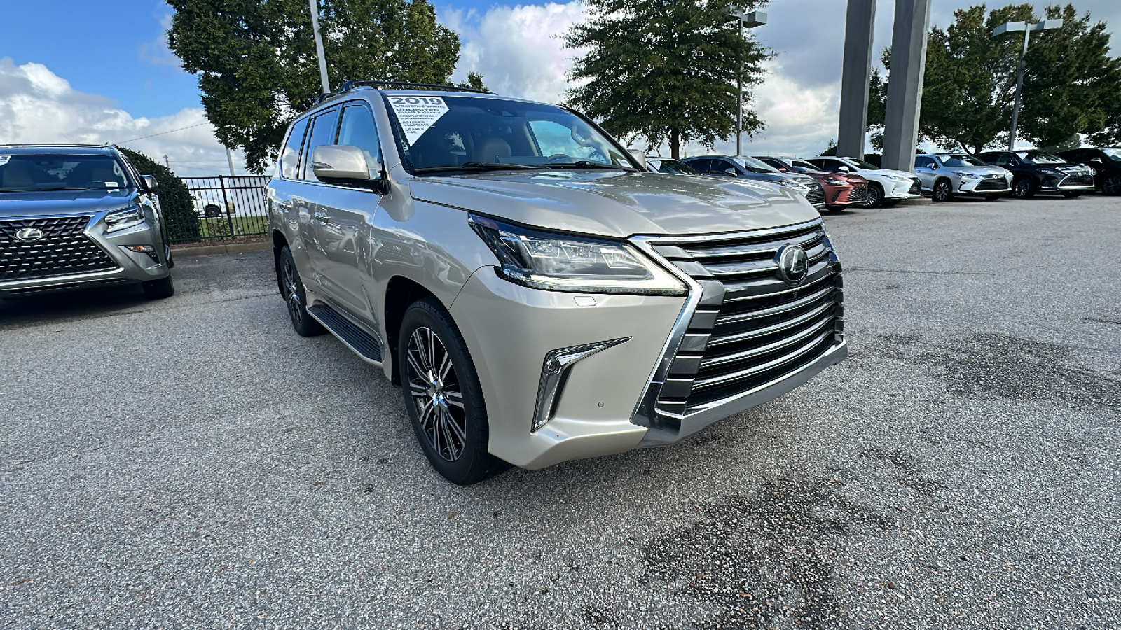 2019 Lexus LX 570 1