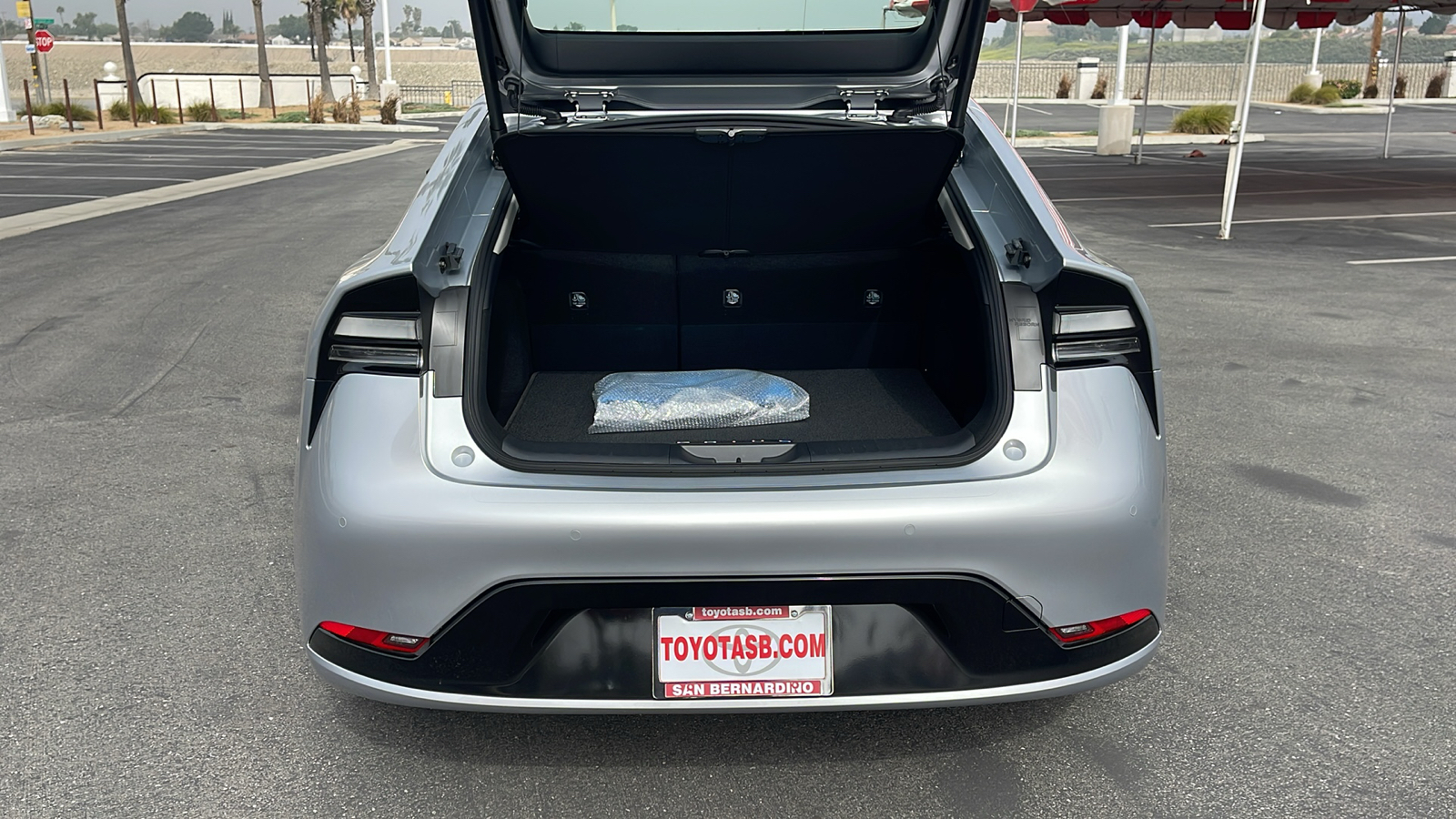 2024 Toyota Prius Prime XSE Premium 28