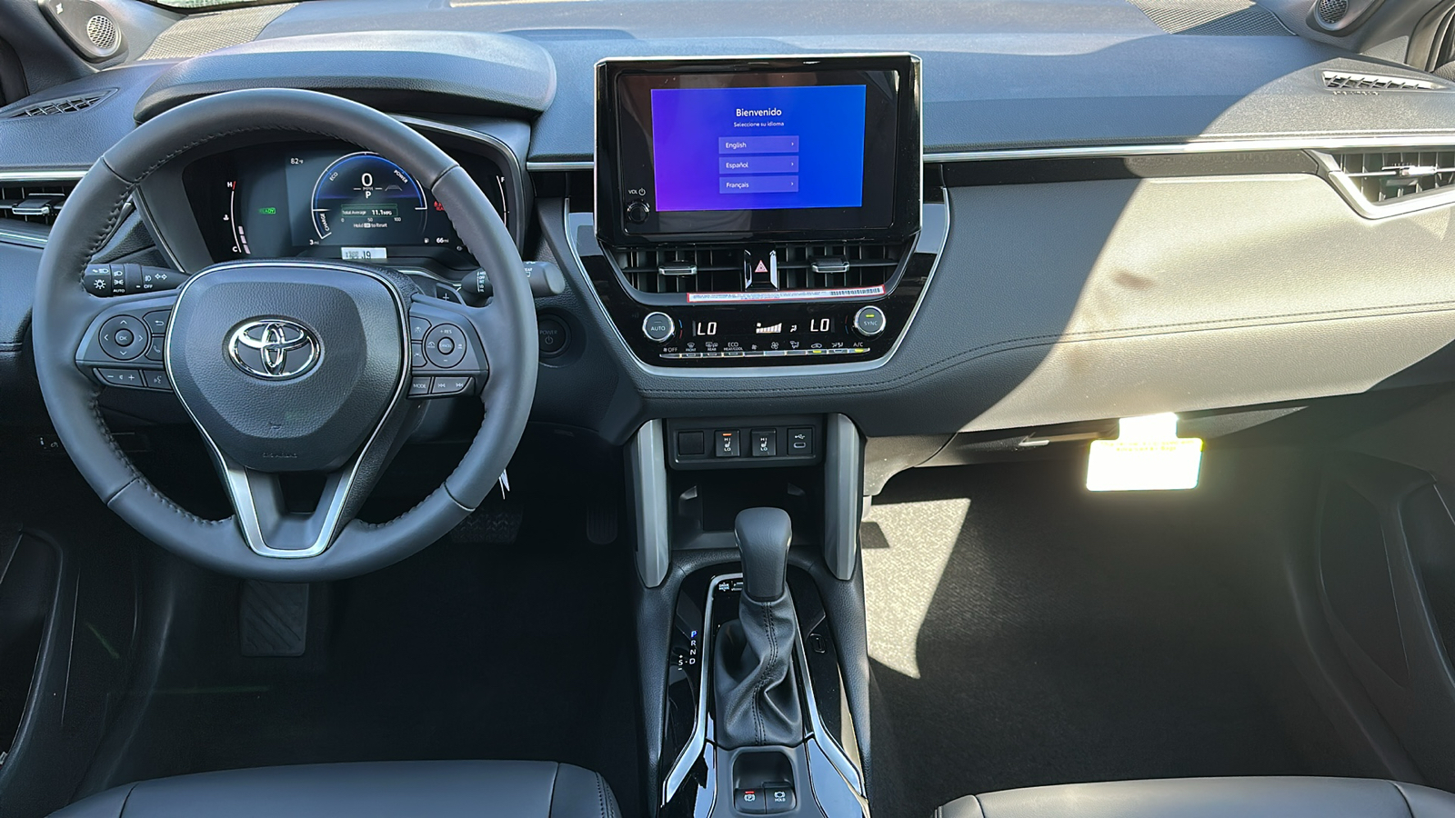 2024 Toyota Corolla Cross Hybrid XSE 13