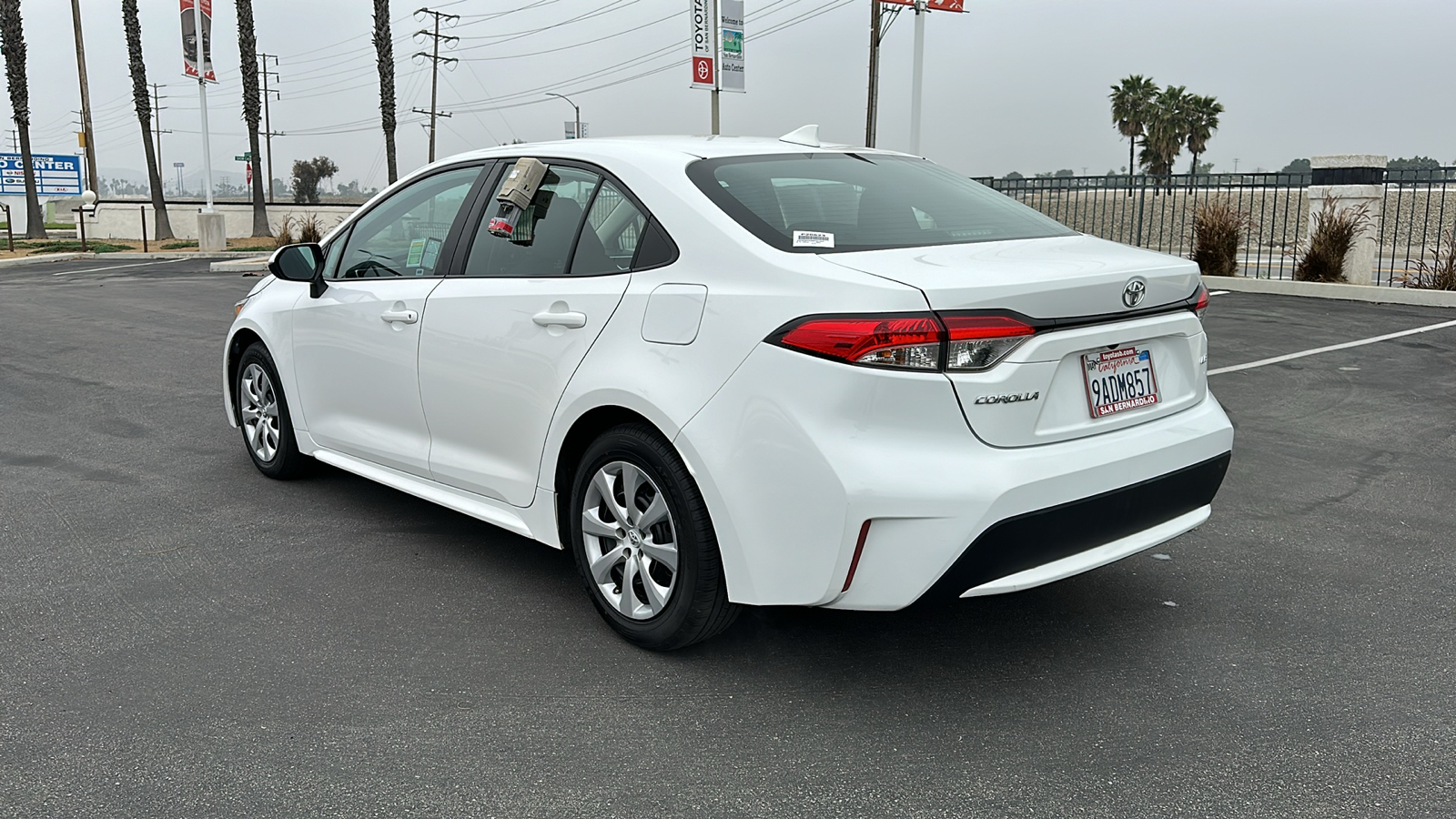 2022 Toyota Corolla LE 5