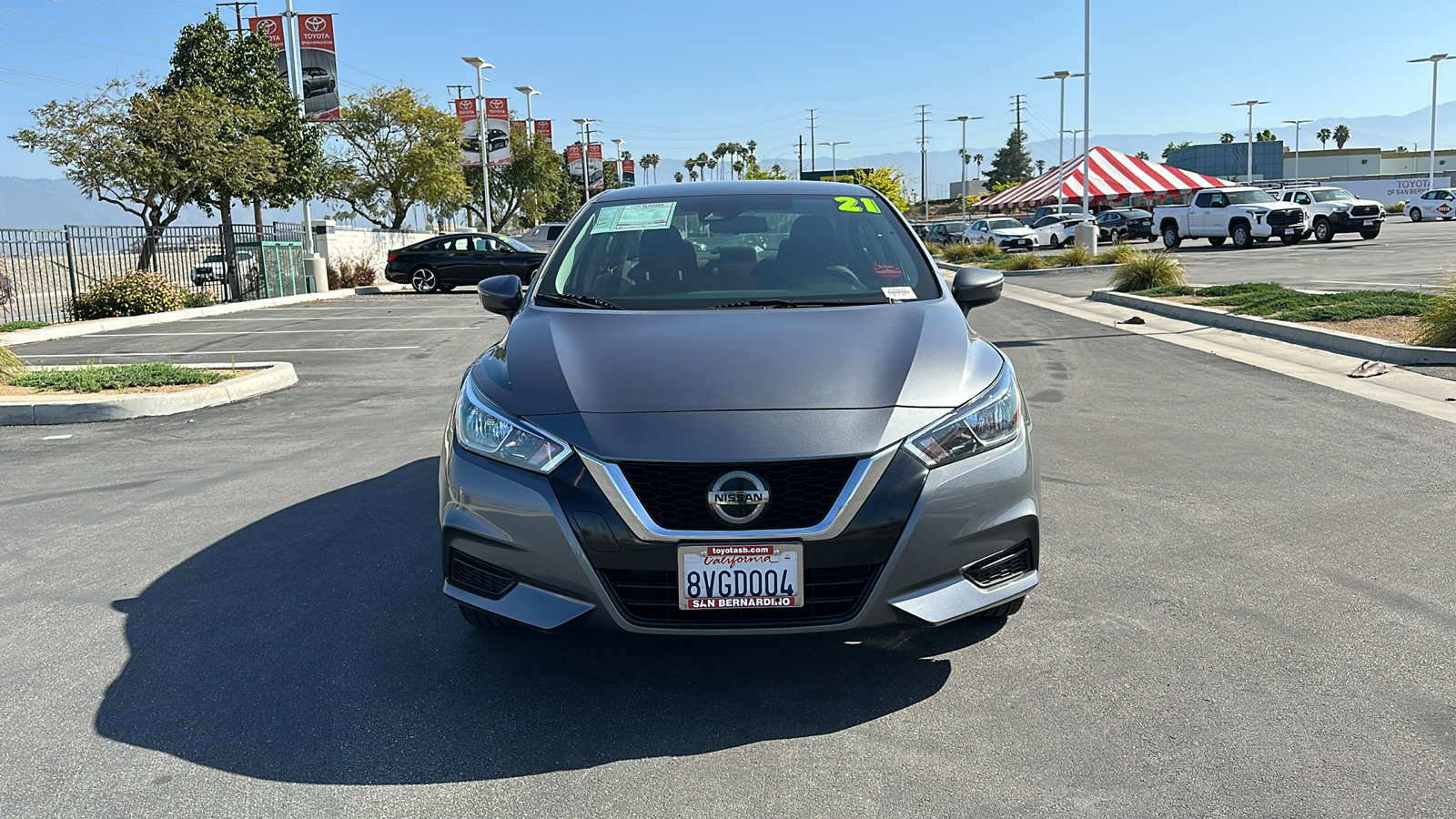 2021 Nissan Versa 1.6 SV 3