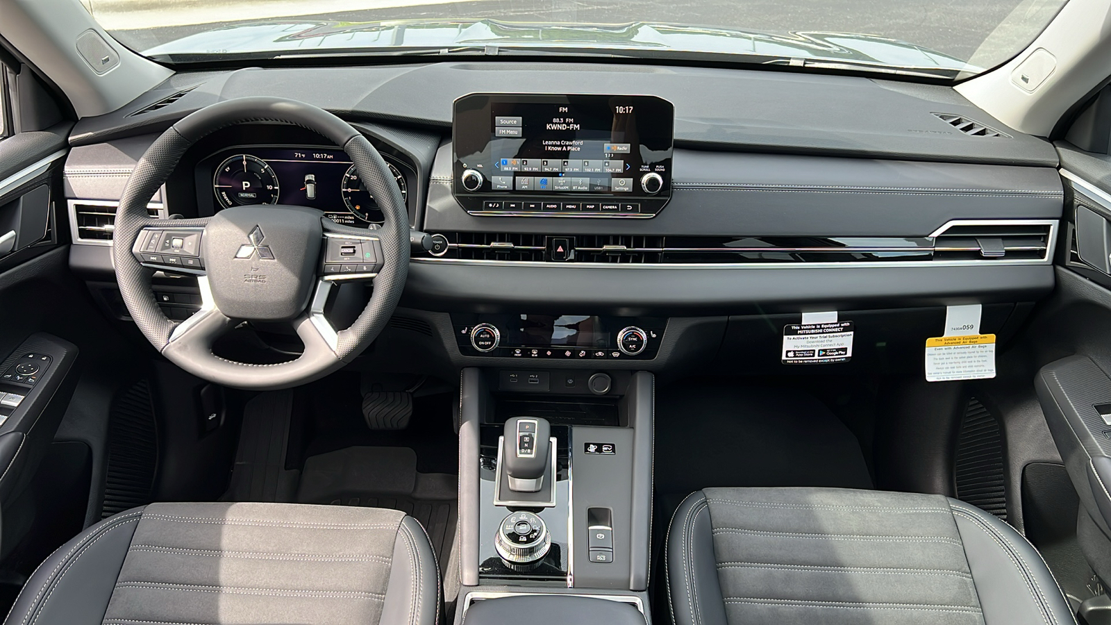2024 Mitsubishi Outlander SE 16