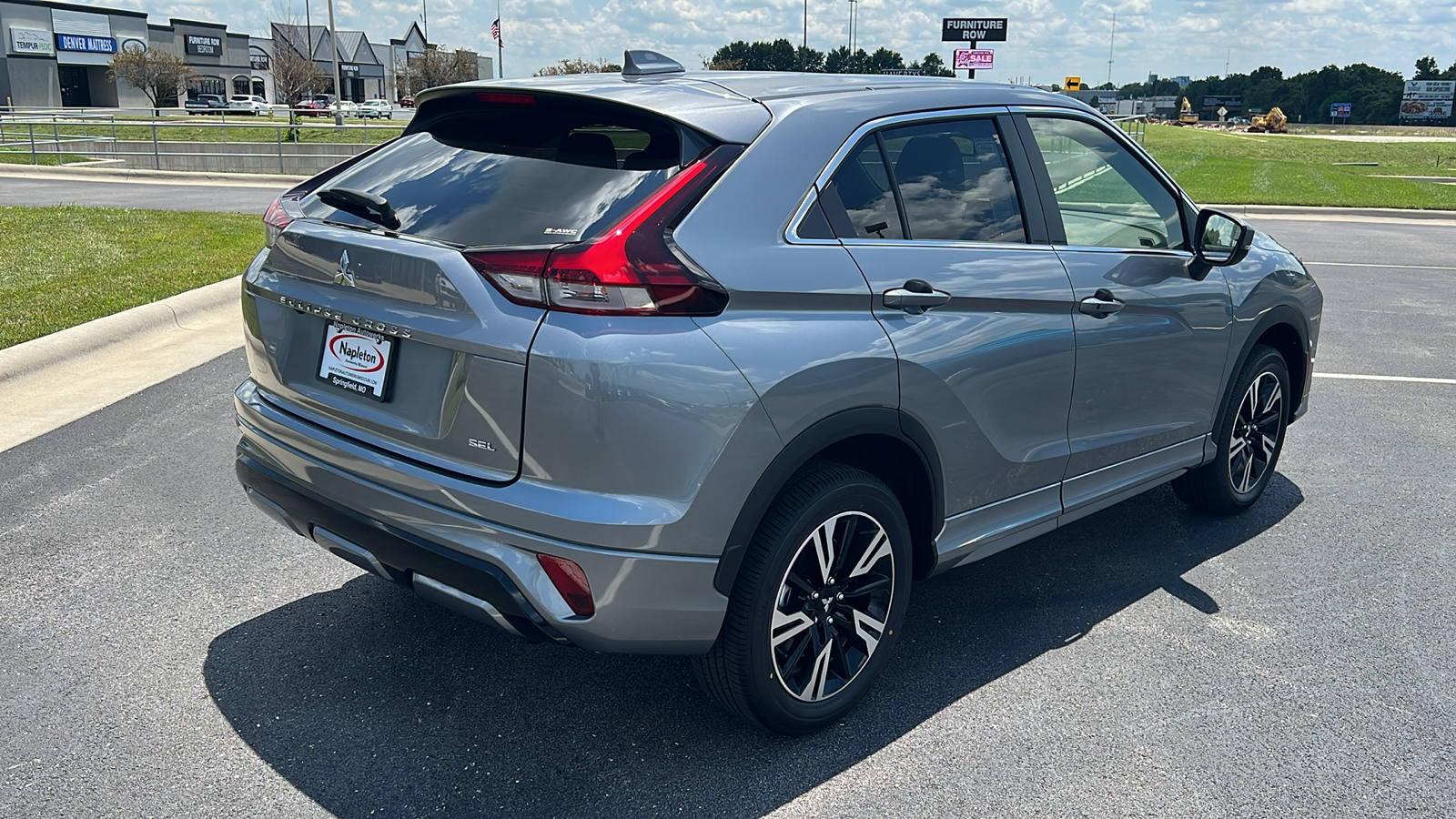 2024 Mitsubishi Eclipse Cross SEL 12