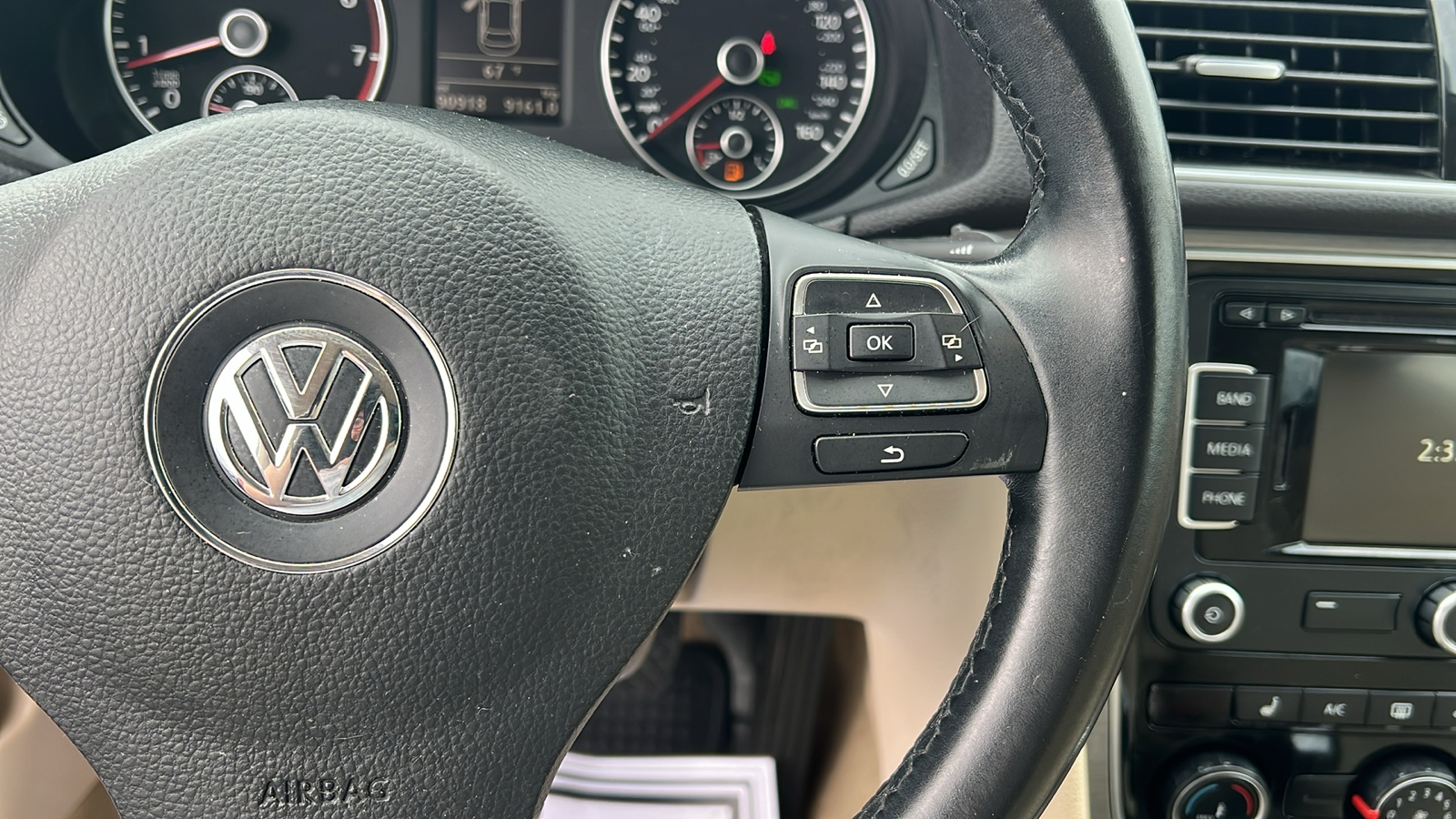 2015 Volkswagen Passat 1.8T SE 22