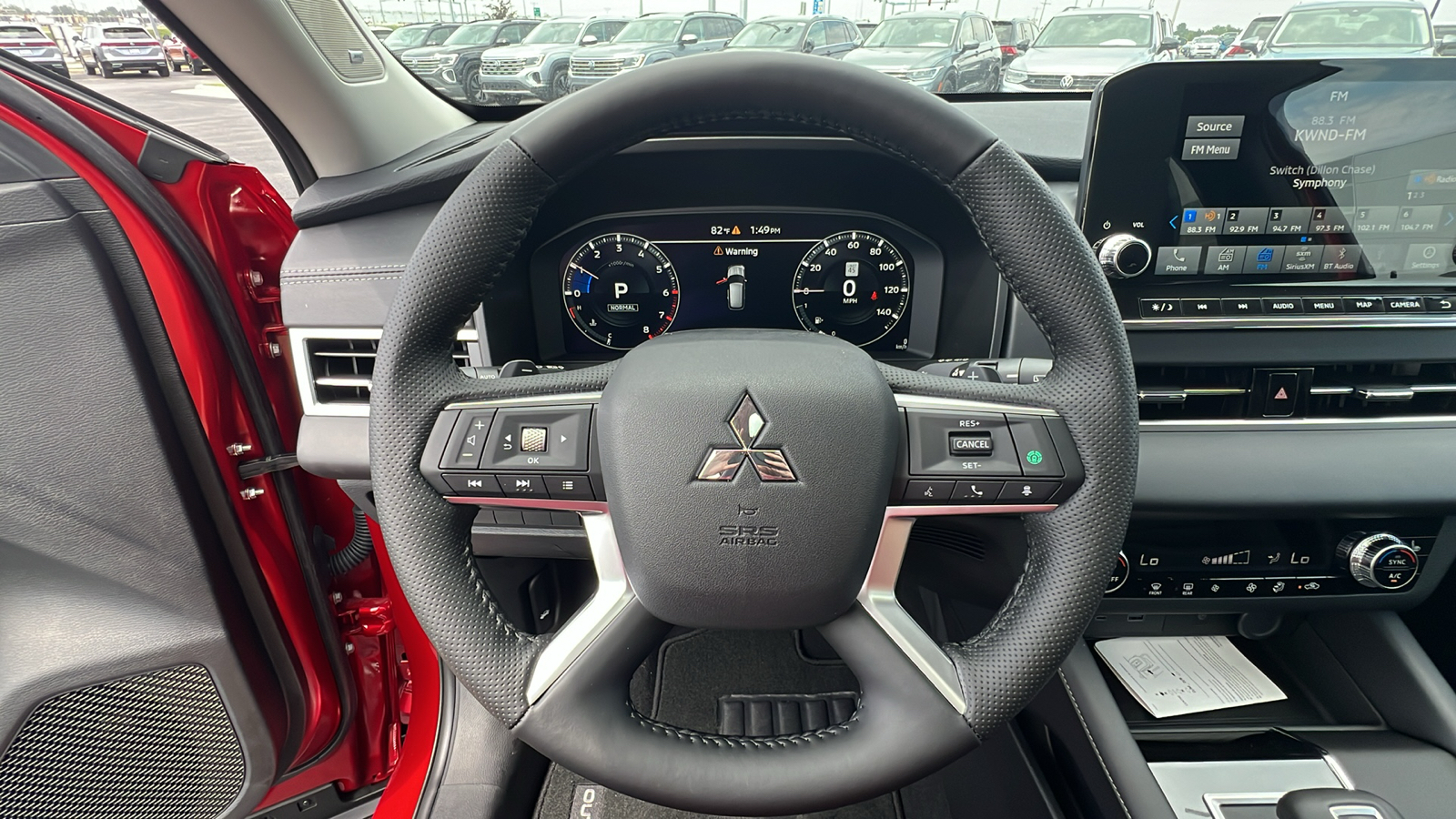 2024 Mitsubishi Outlander SE 23