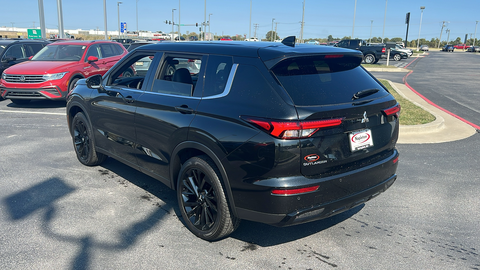 2024 Mitsubishi Outlander SE Black Edition 4