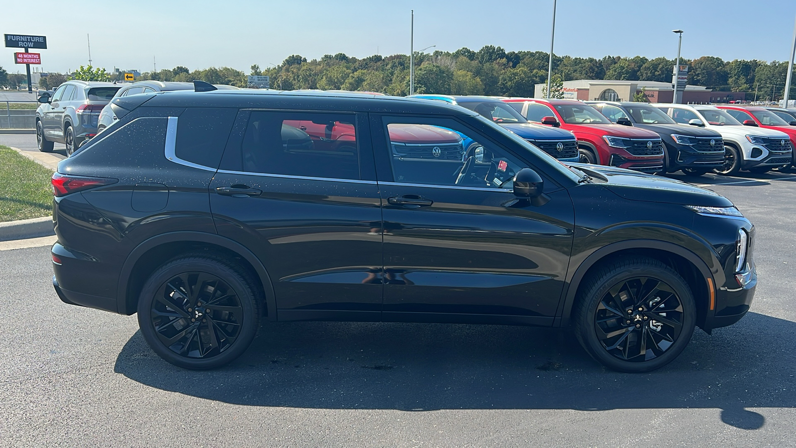 2024 Mitsubishi Outlander SE Black Edition 11