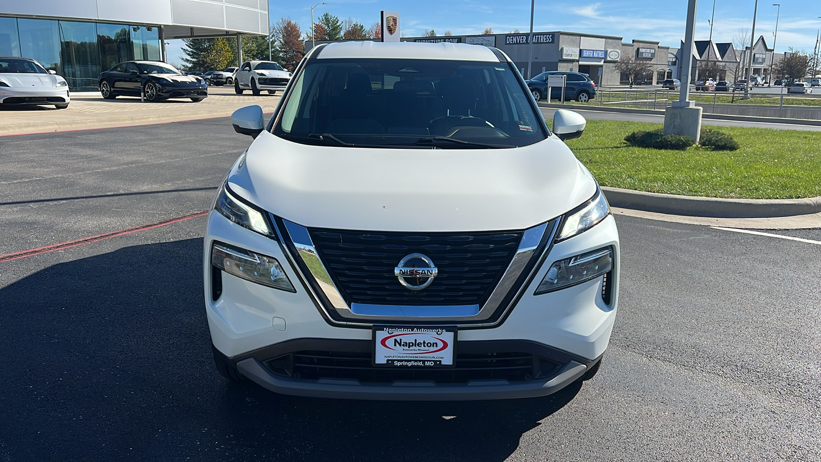 2021 Nissan Rogue SV 11