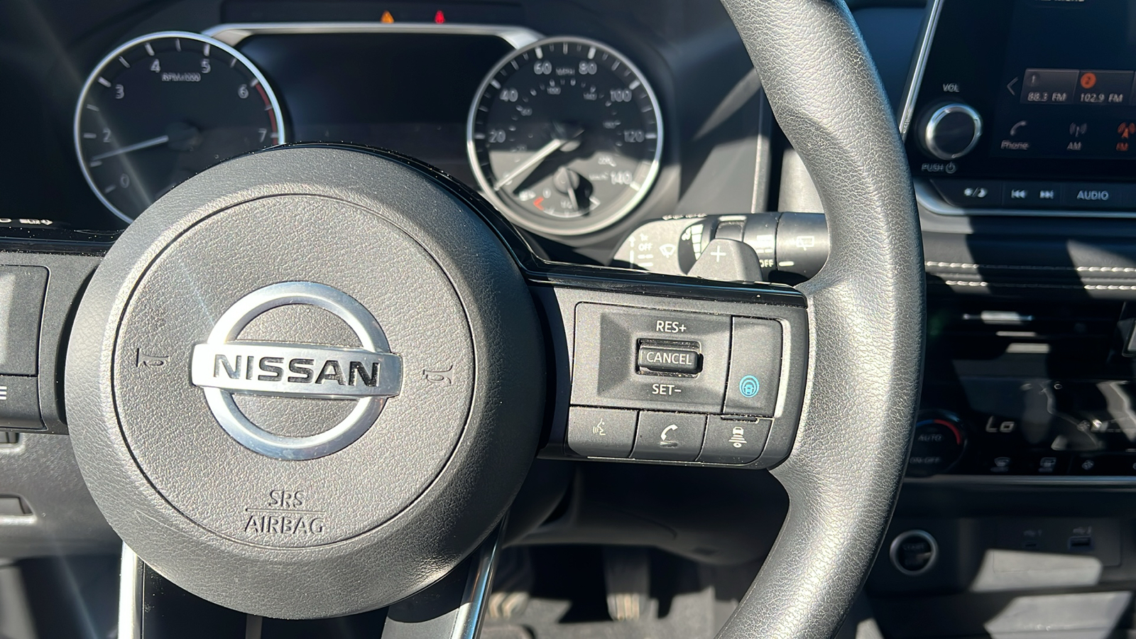 2021 Nissan Rogue SV 18