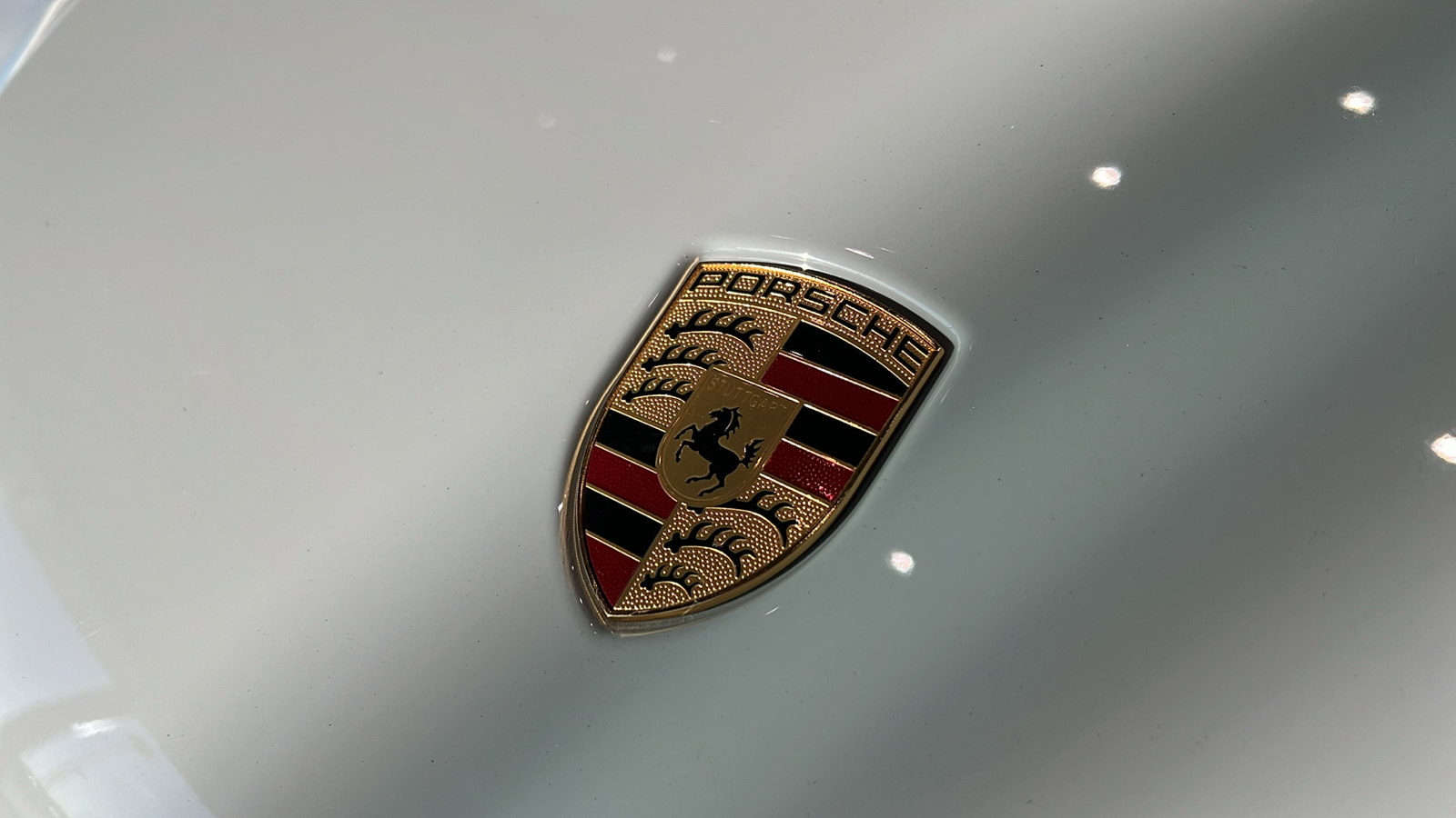 2023 Porsche Macan S 6