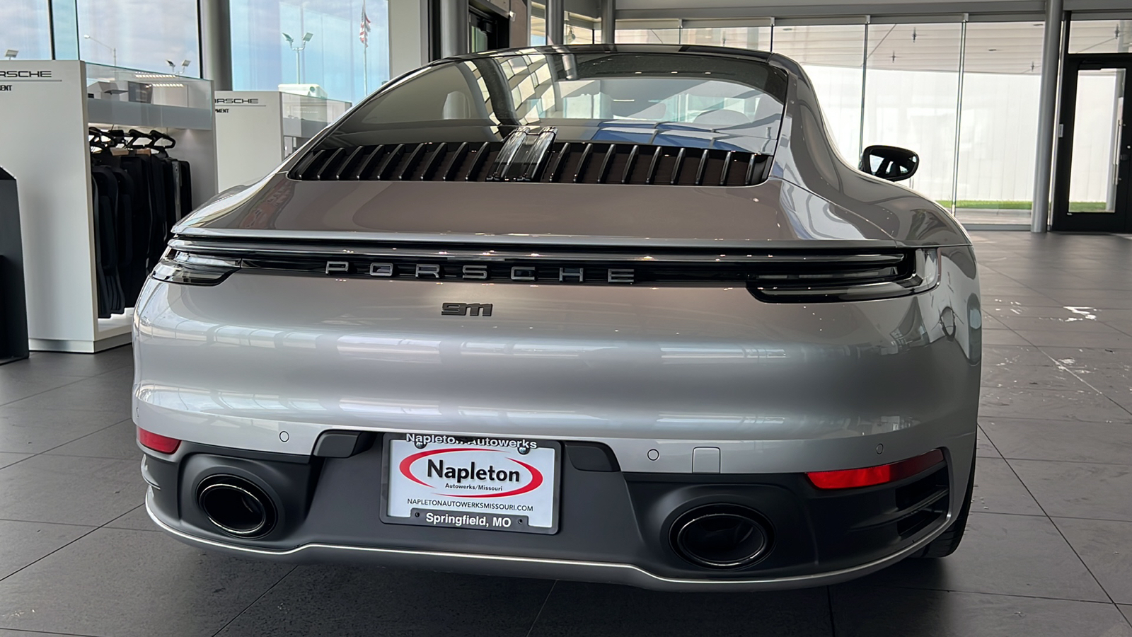 2024 Porsche 911 Carrera 12