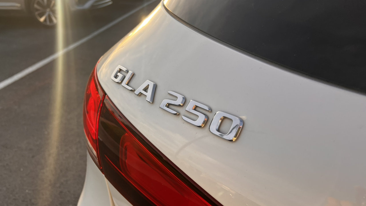 2021 Mercedes-Benz GLA GLA 250 6