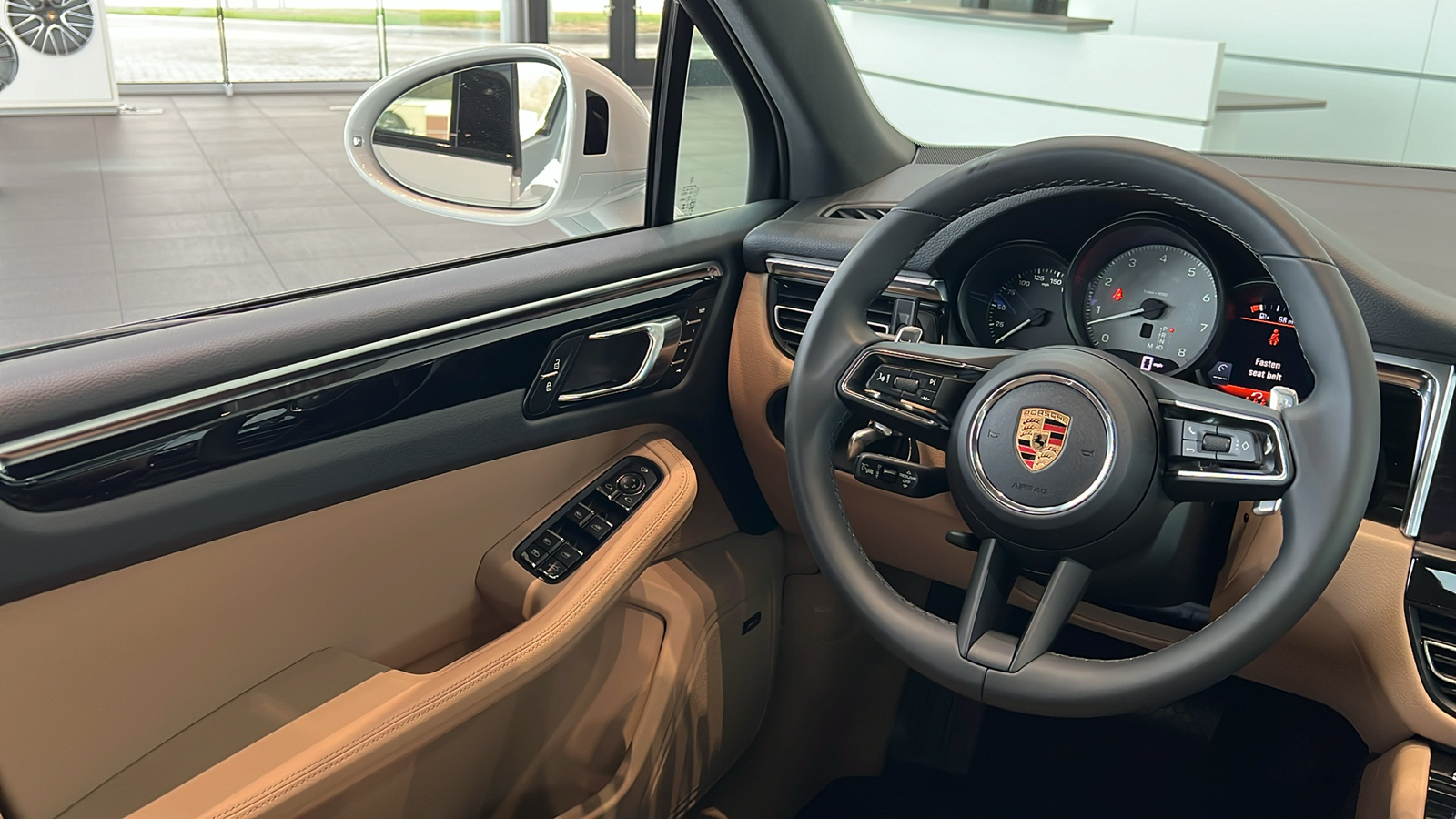 2024 Porsche Macan S 22