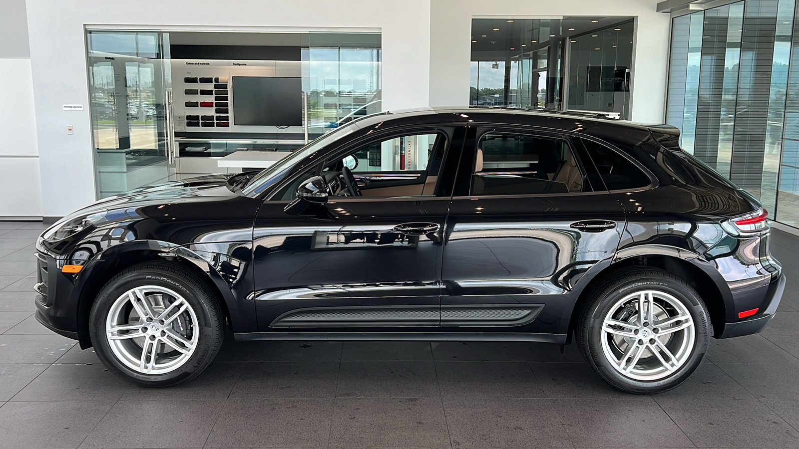 2024 Porsche Macan Base 7