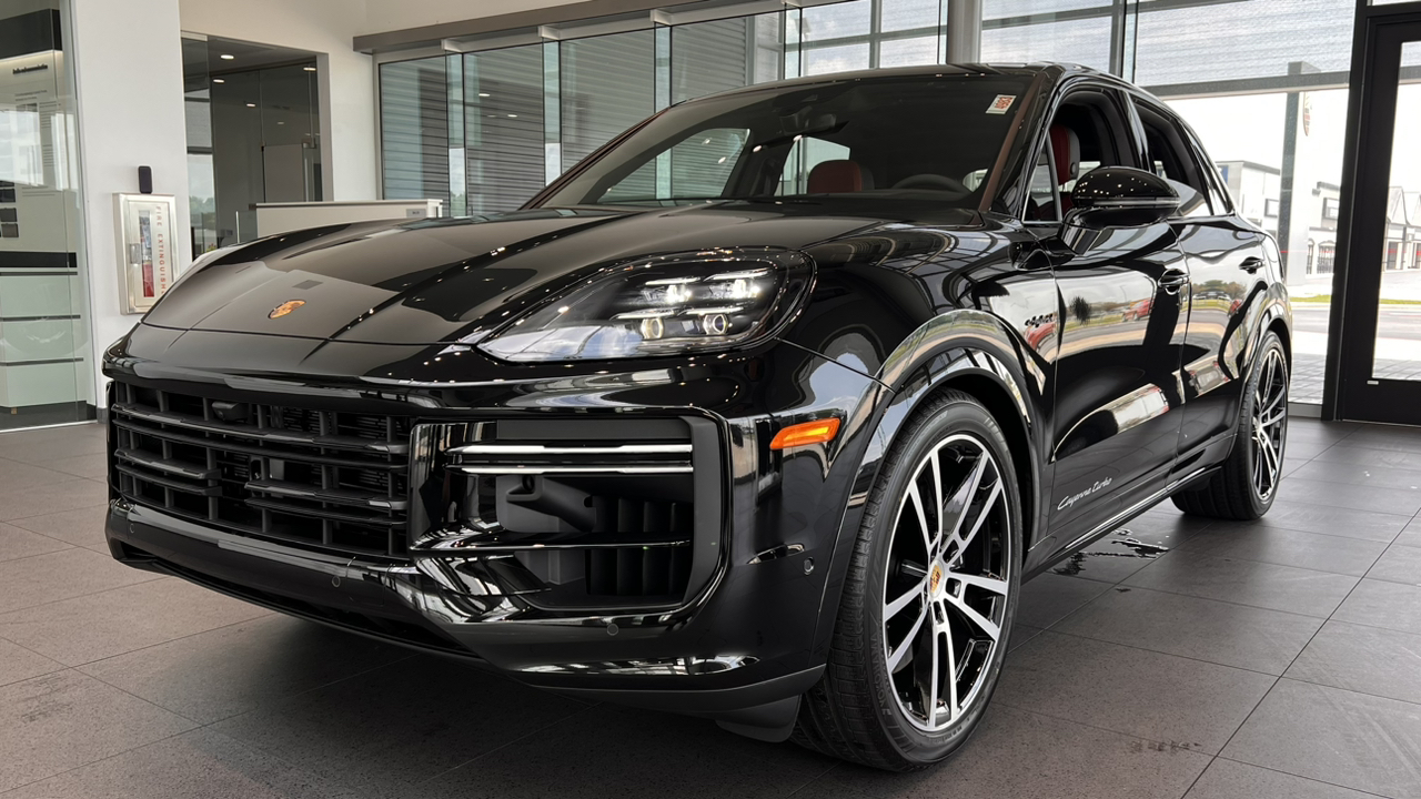 2024 Porsche Cayenne Turbo E-Hybrid 1