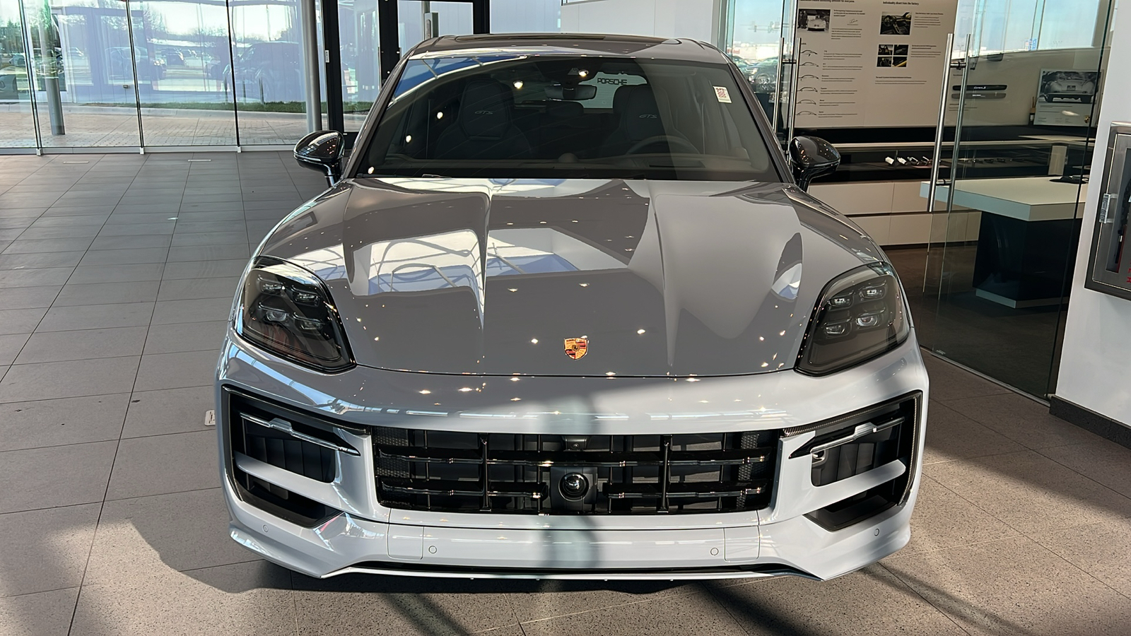 2025 Porsche Cayenne GTS 3