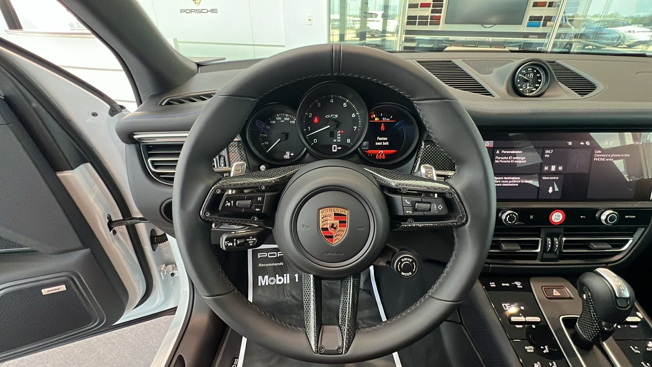 2025 Porsche Macan GTS 28