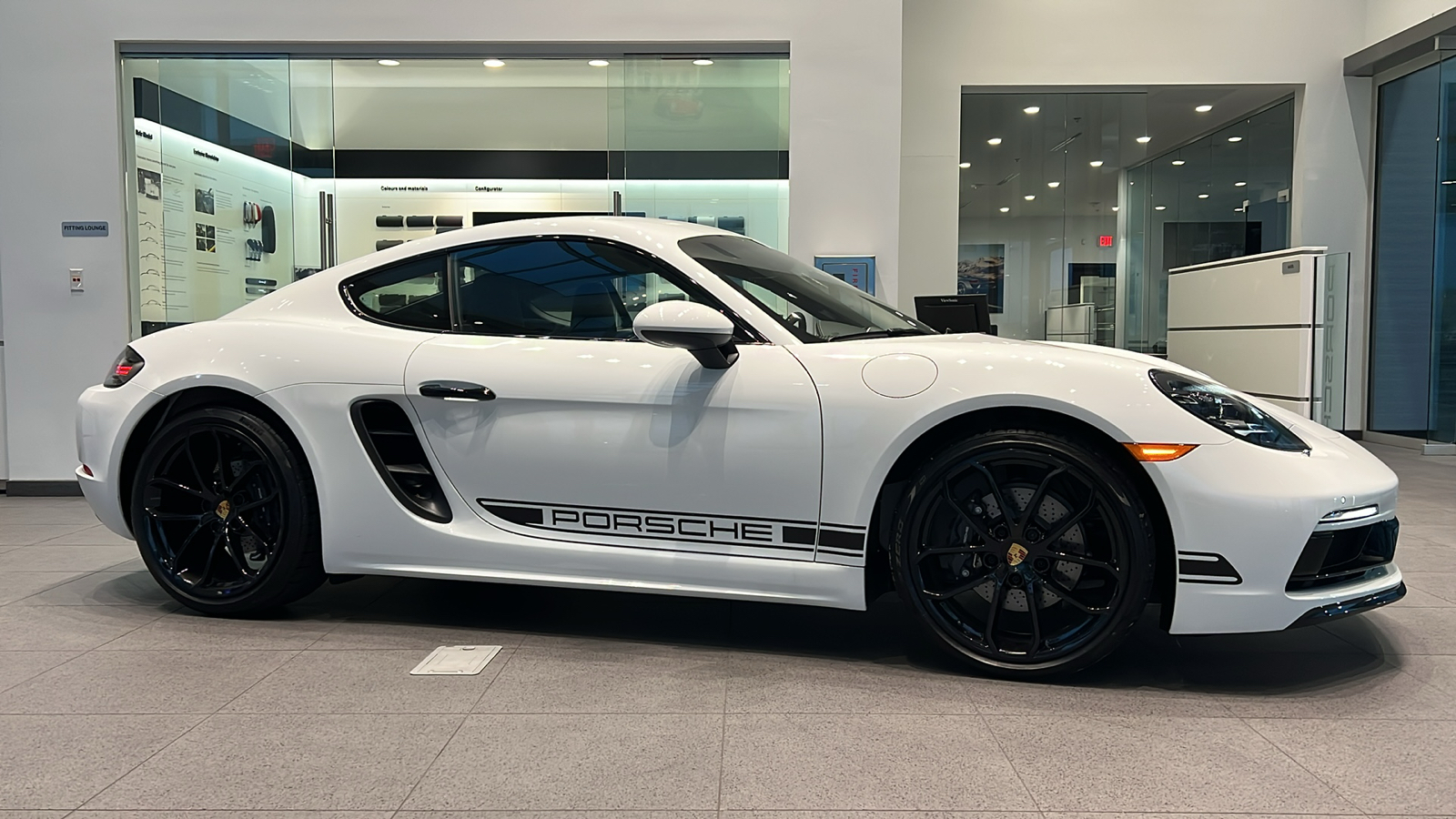 2025 Porsche 718 Cayman Base 2