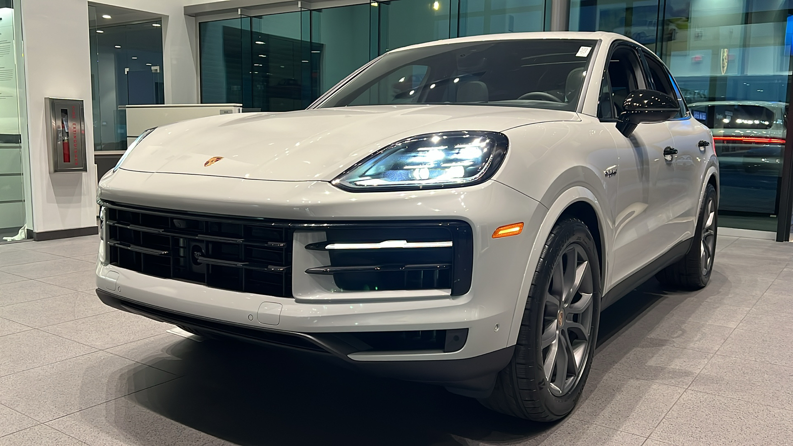 2025 Porsche Cayenne S E-Hybrid 1