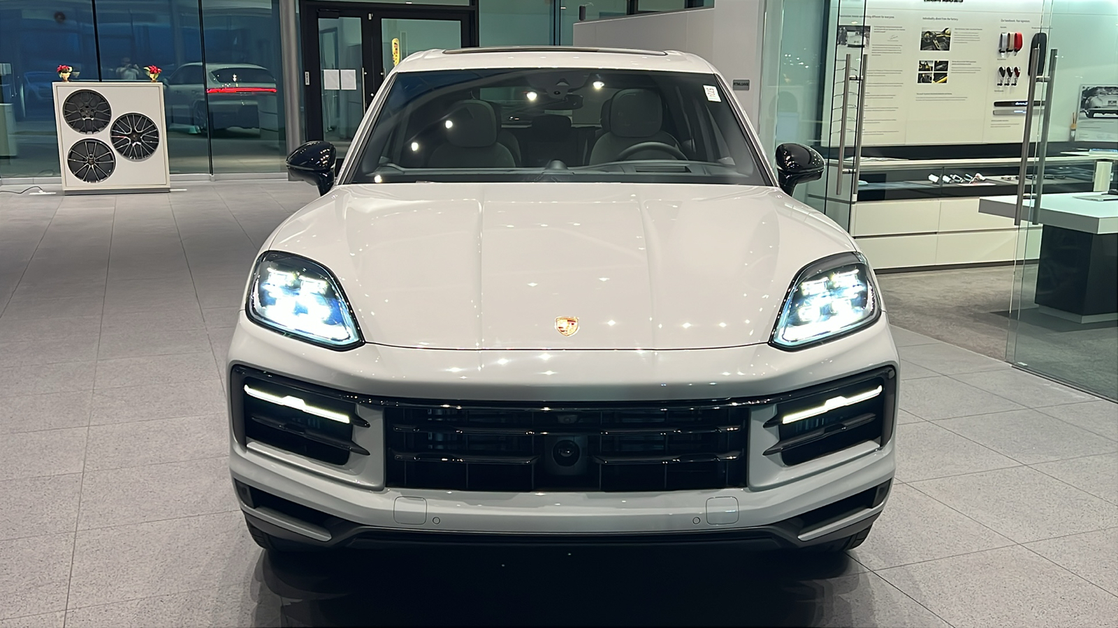 2025 Porsche Cayenne S E-Hybrid 3