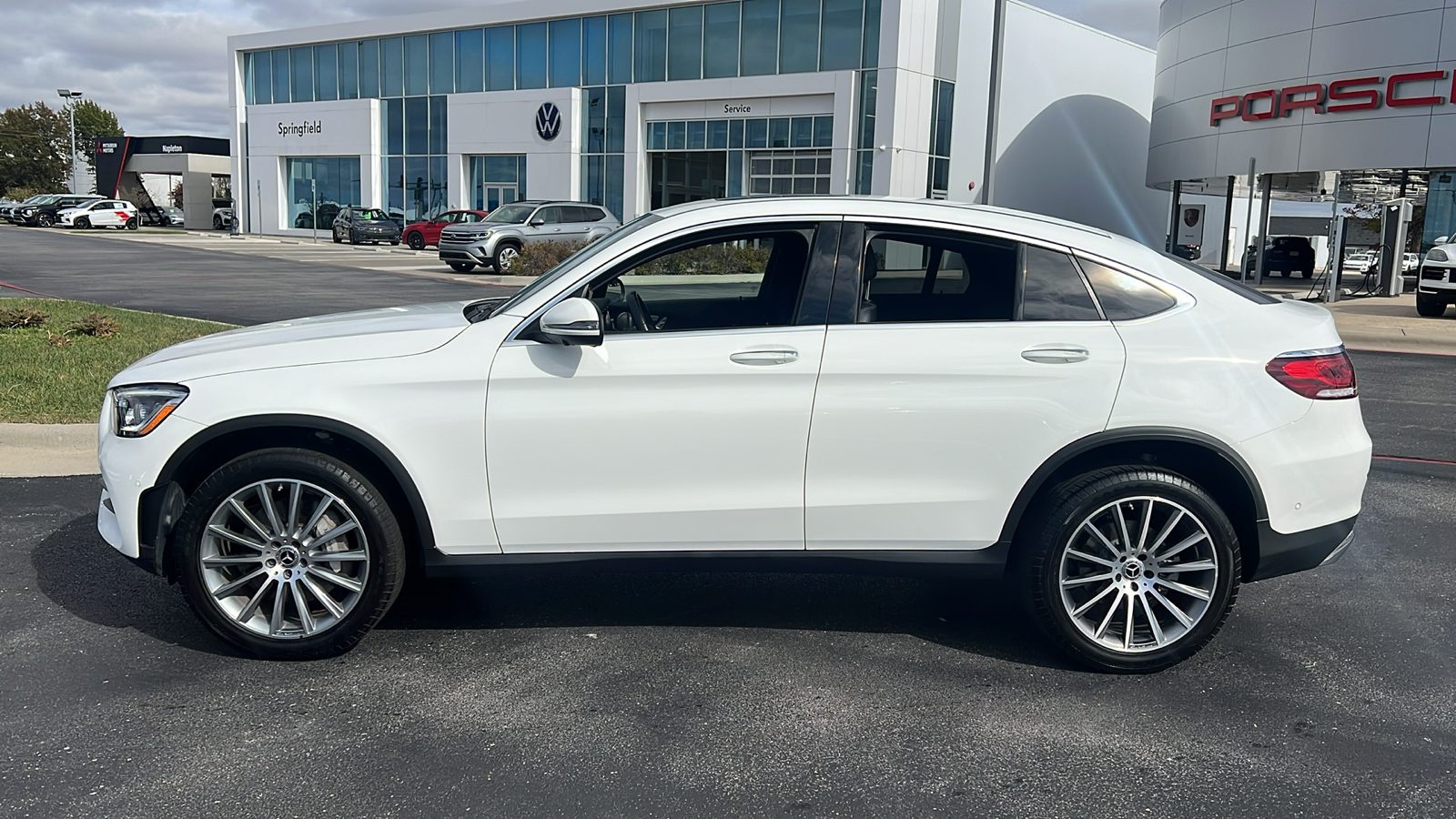 2023 Mercedes-Benz GLC GLC 300 2