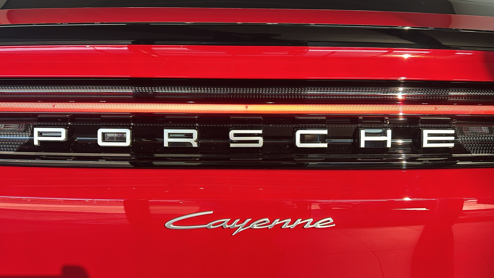 2025 Porsche Cayenne Coupe 14