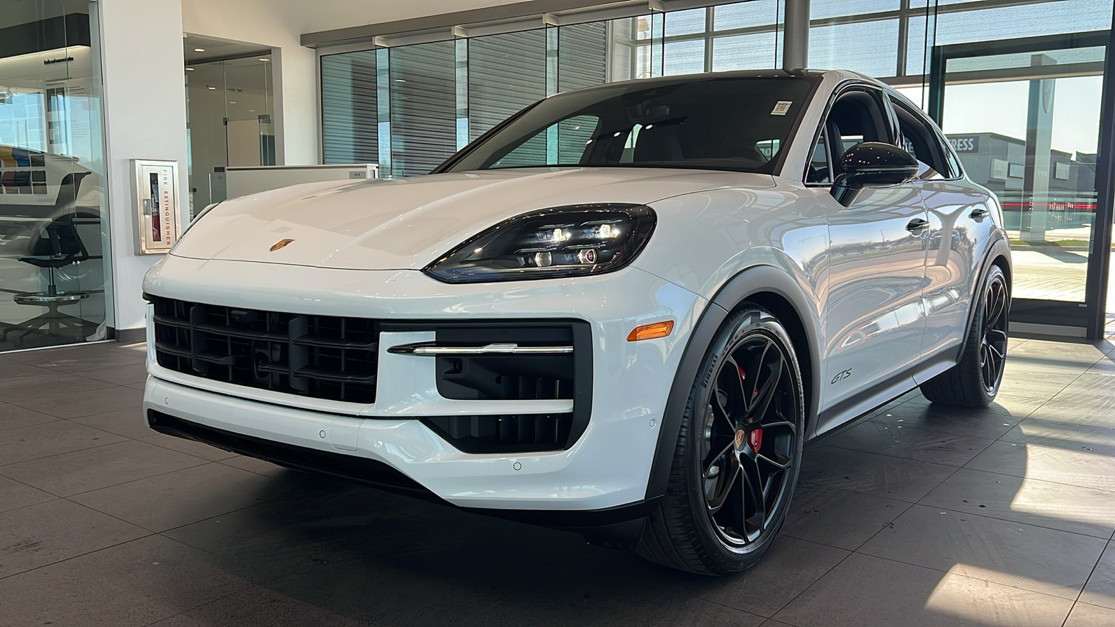 2025 Porsche Cayenne GTS Coupe 1