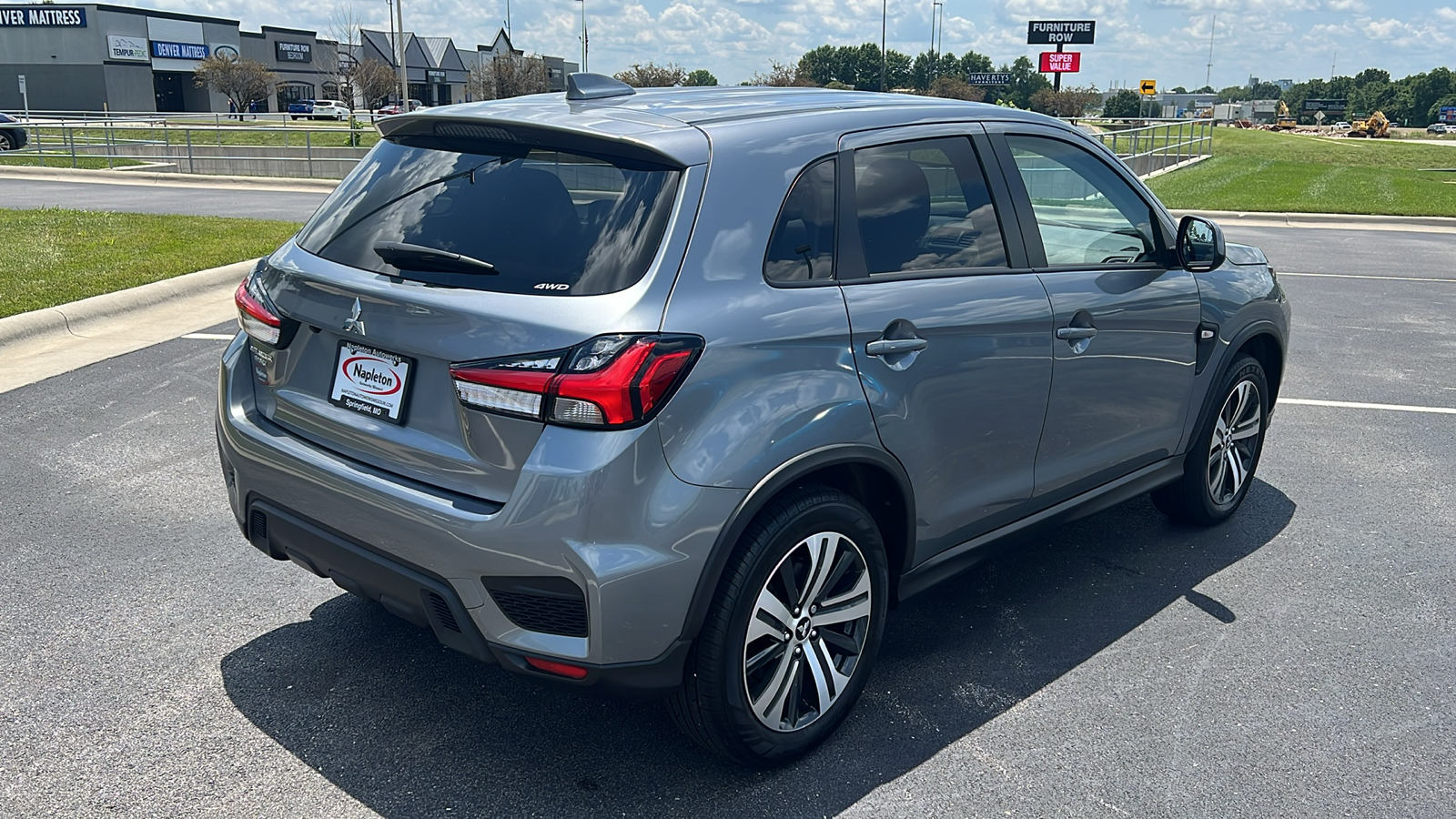 2023 Mitsubishi Outlander Sport ES 10