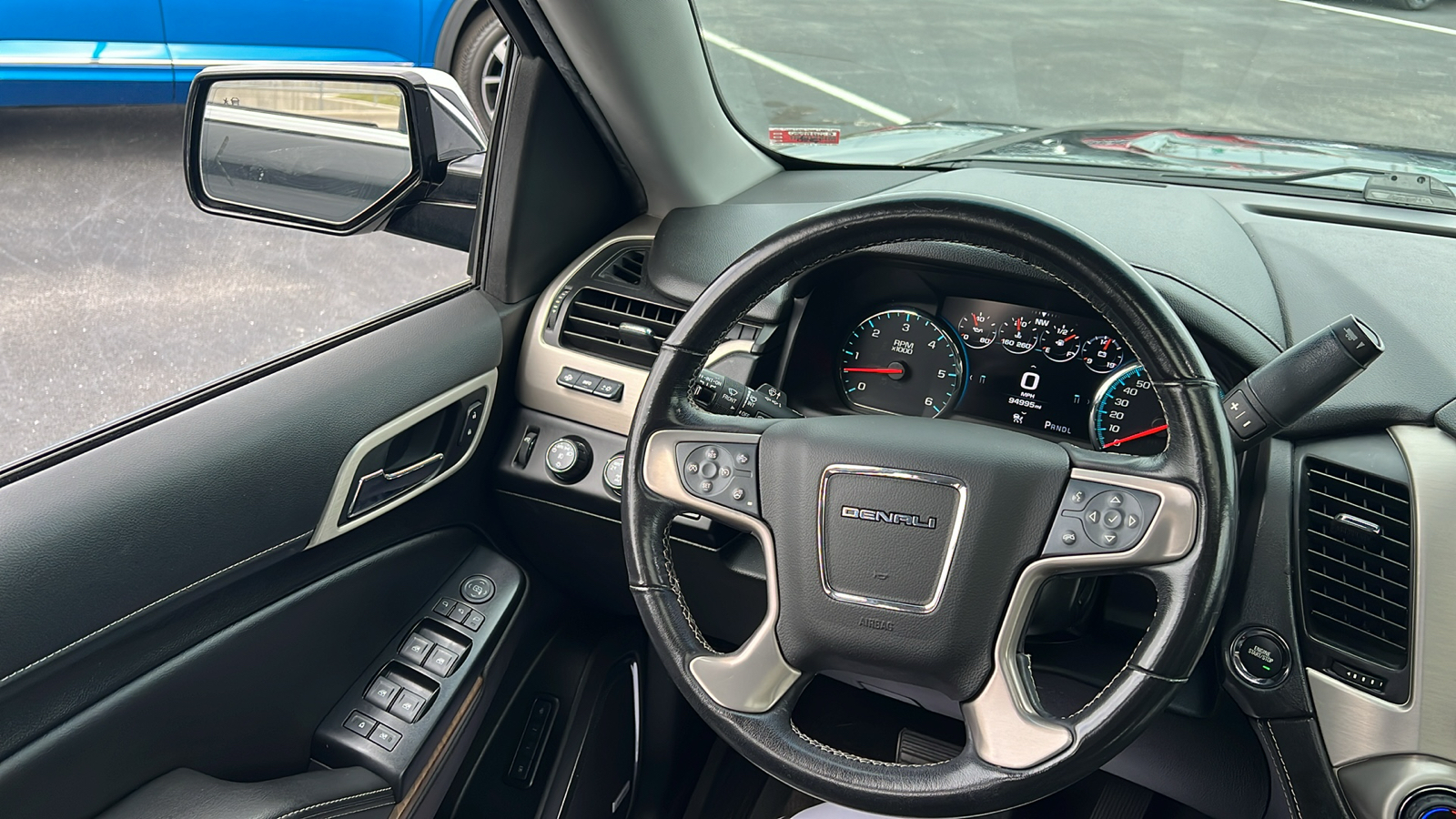 2020 GMC Yukon XL Denali 14