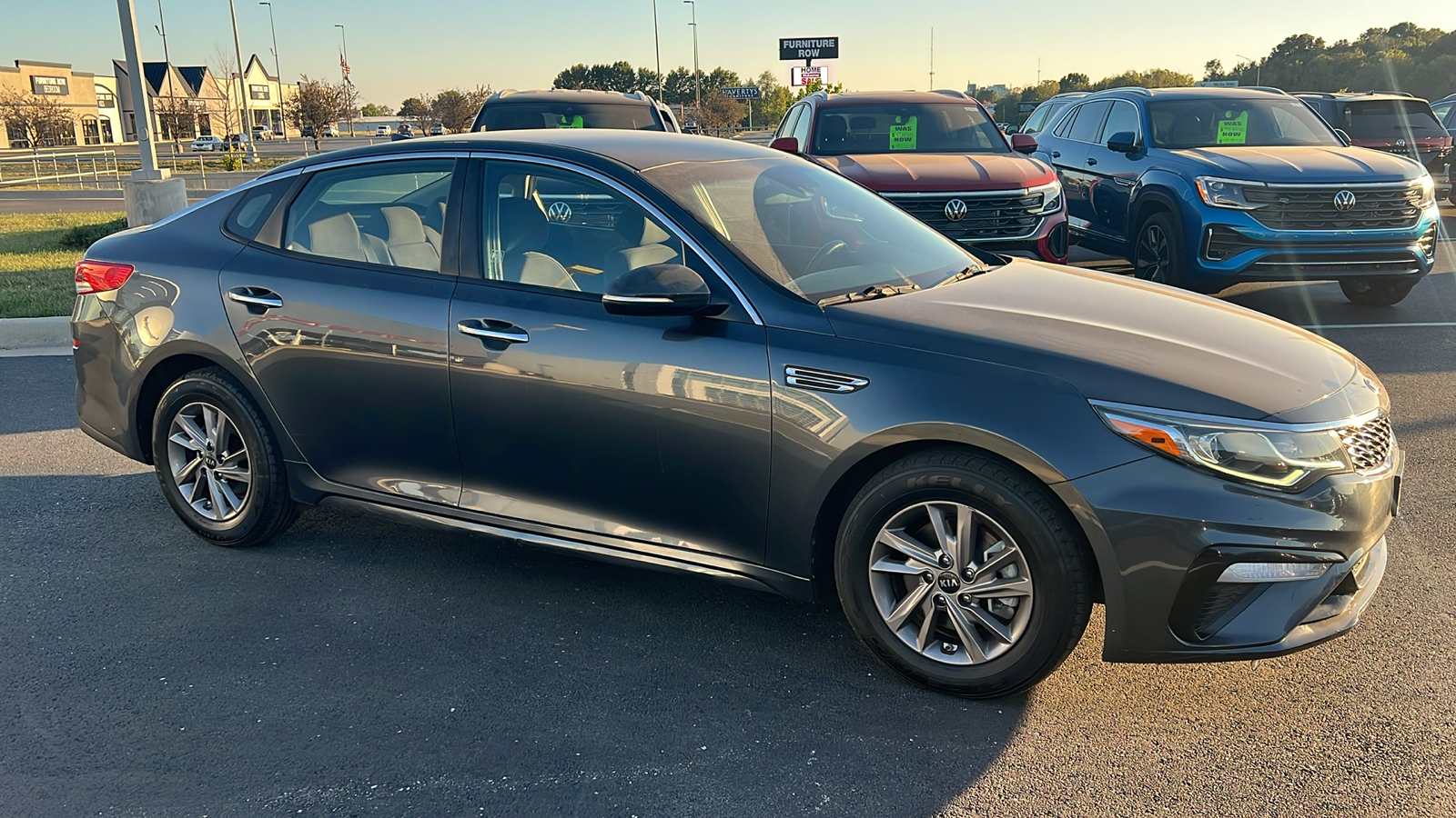 2020 Kia Optima LX 8