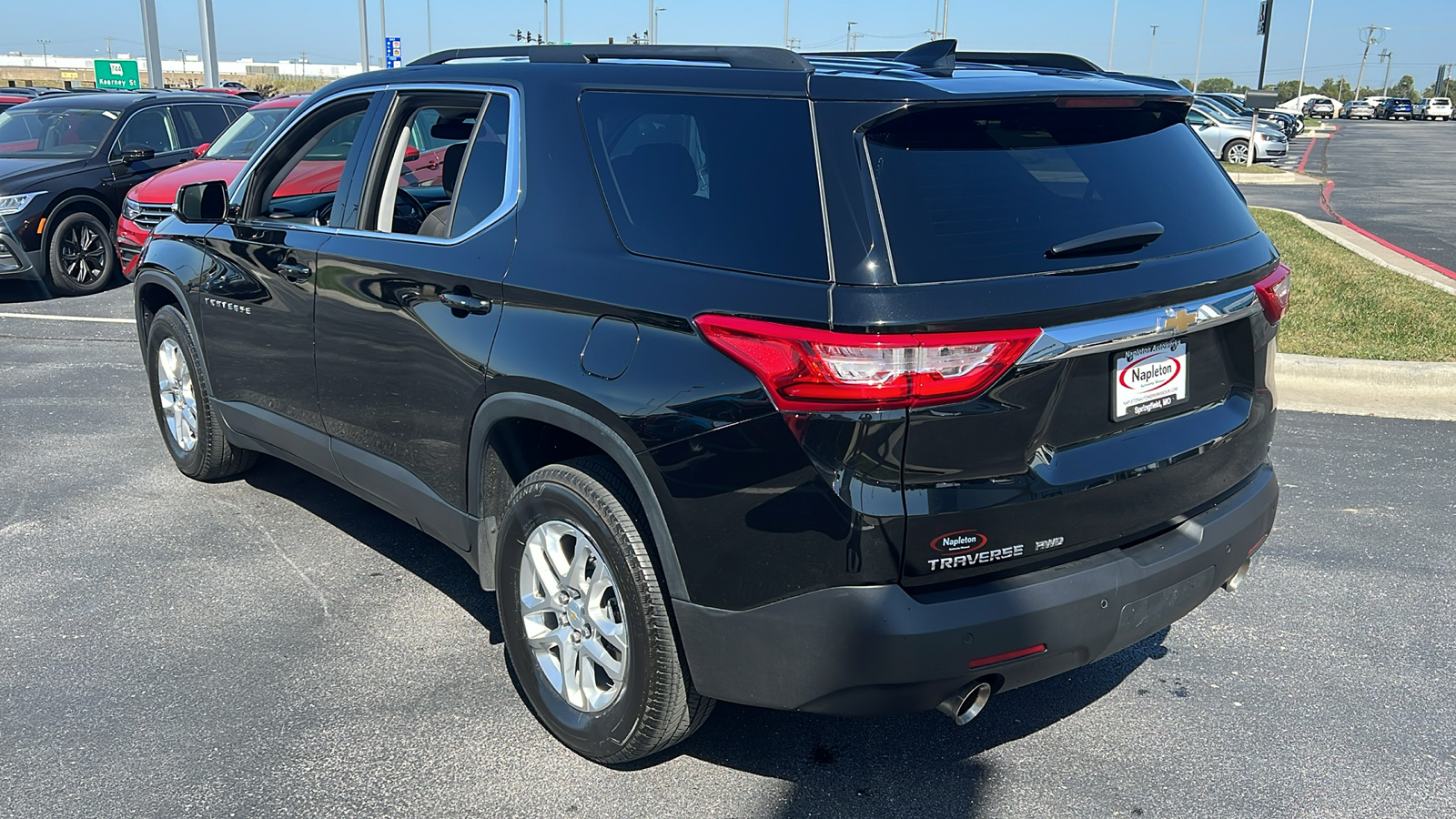 2021 Chevrolet Traverse LT Cloth 4