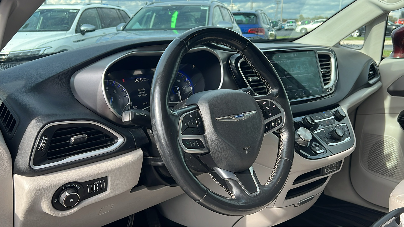 2021 Chrysler Pacifica Touring L 10