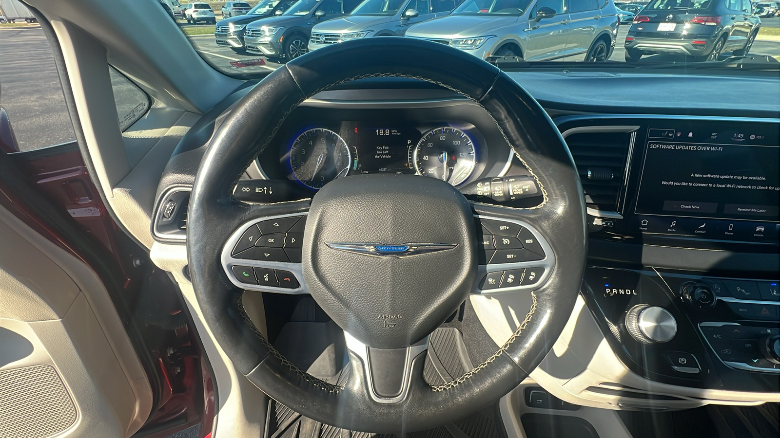 2021 Chrysler Pacifica Touring L 18