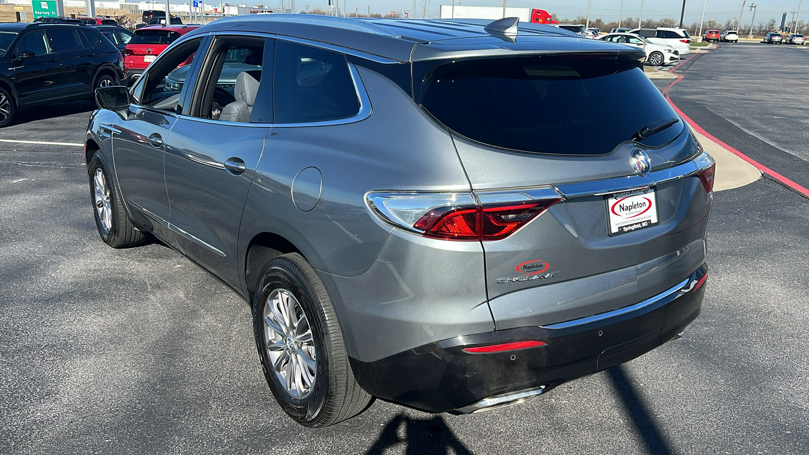 2023 Buick Enclave Essence 4