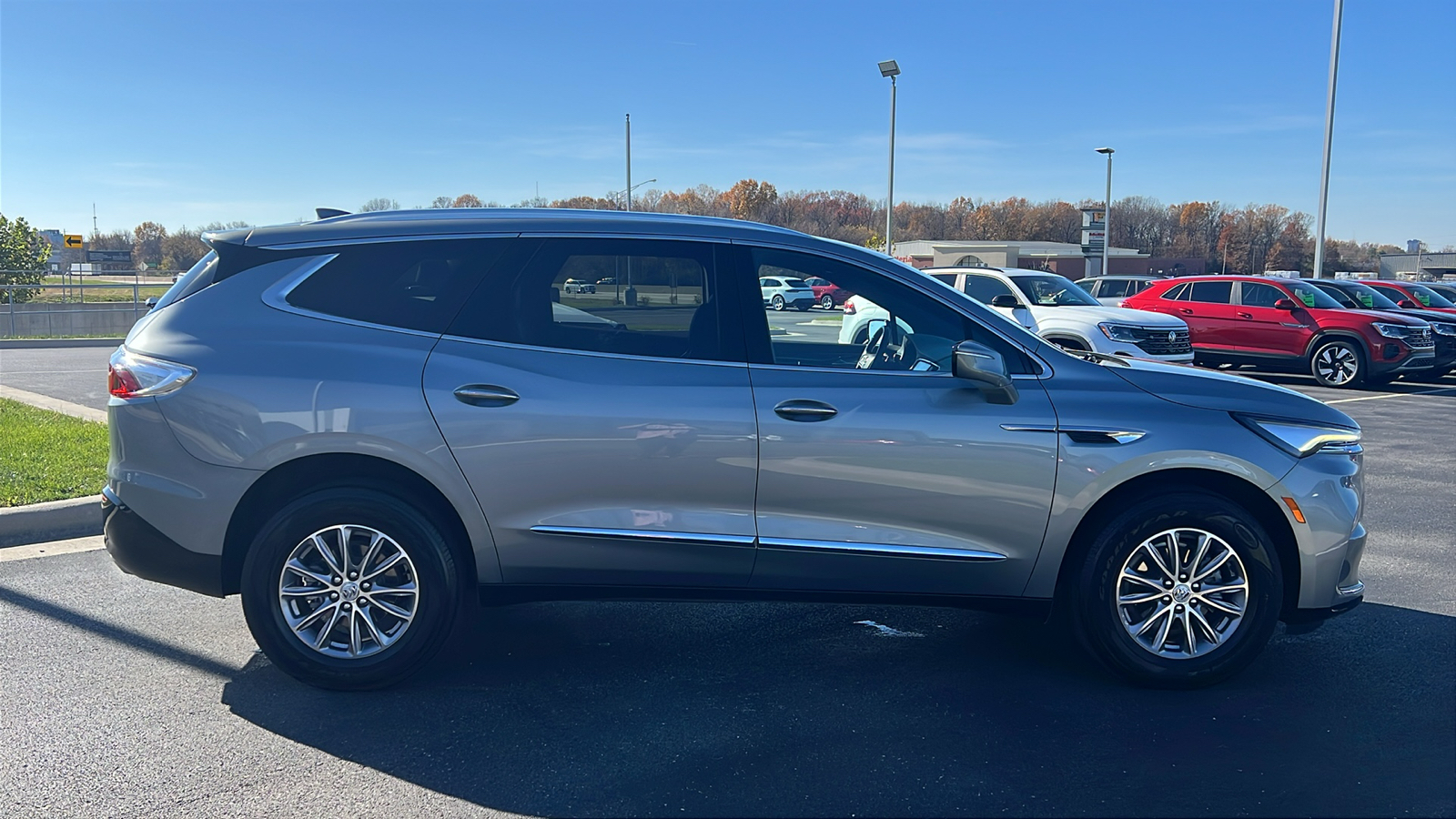 2023 Buick Enclave Essence 9