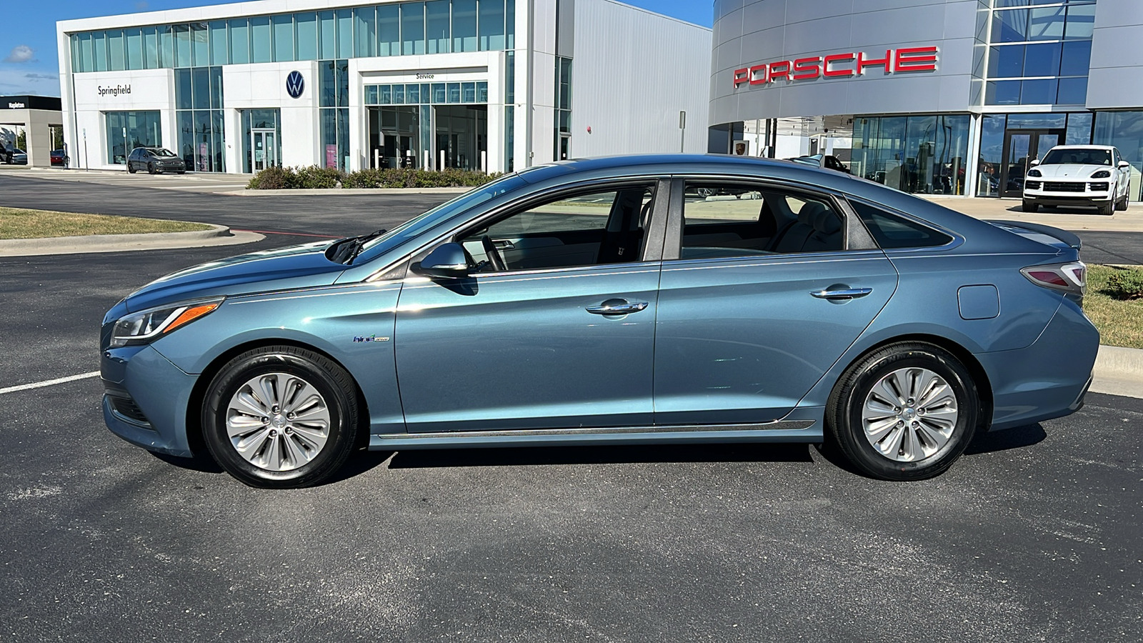 2016 Hyundai Sonata Hybrid SE 2