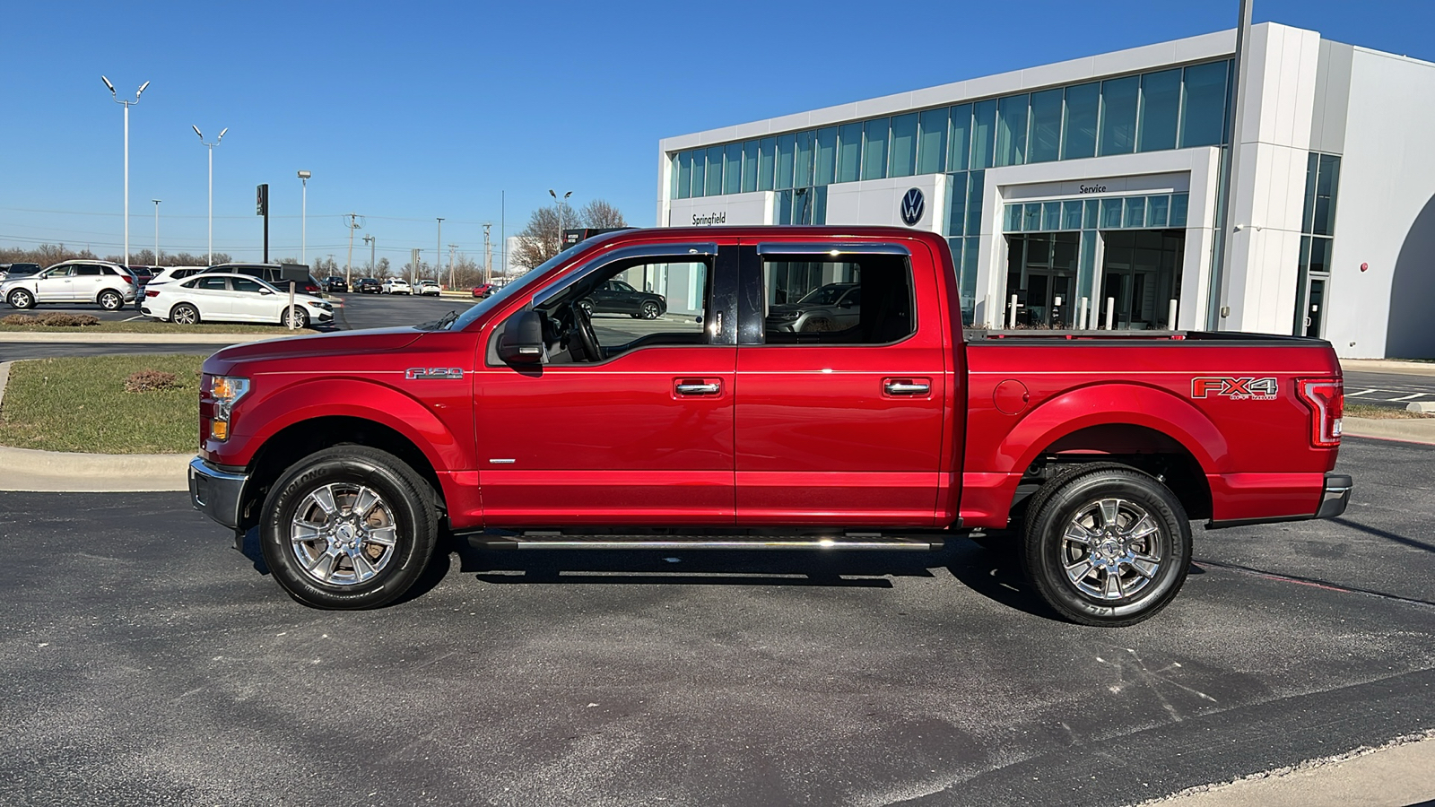 2016 Ford F-150 XLT 4WD SuperCrew 145 2