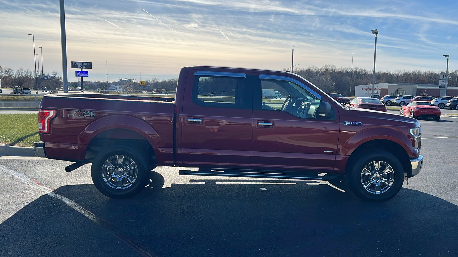 2016 Ford F-150 XLT 4WD SuperCrew 145 8