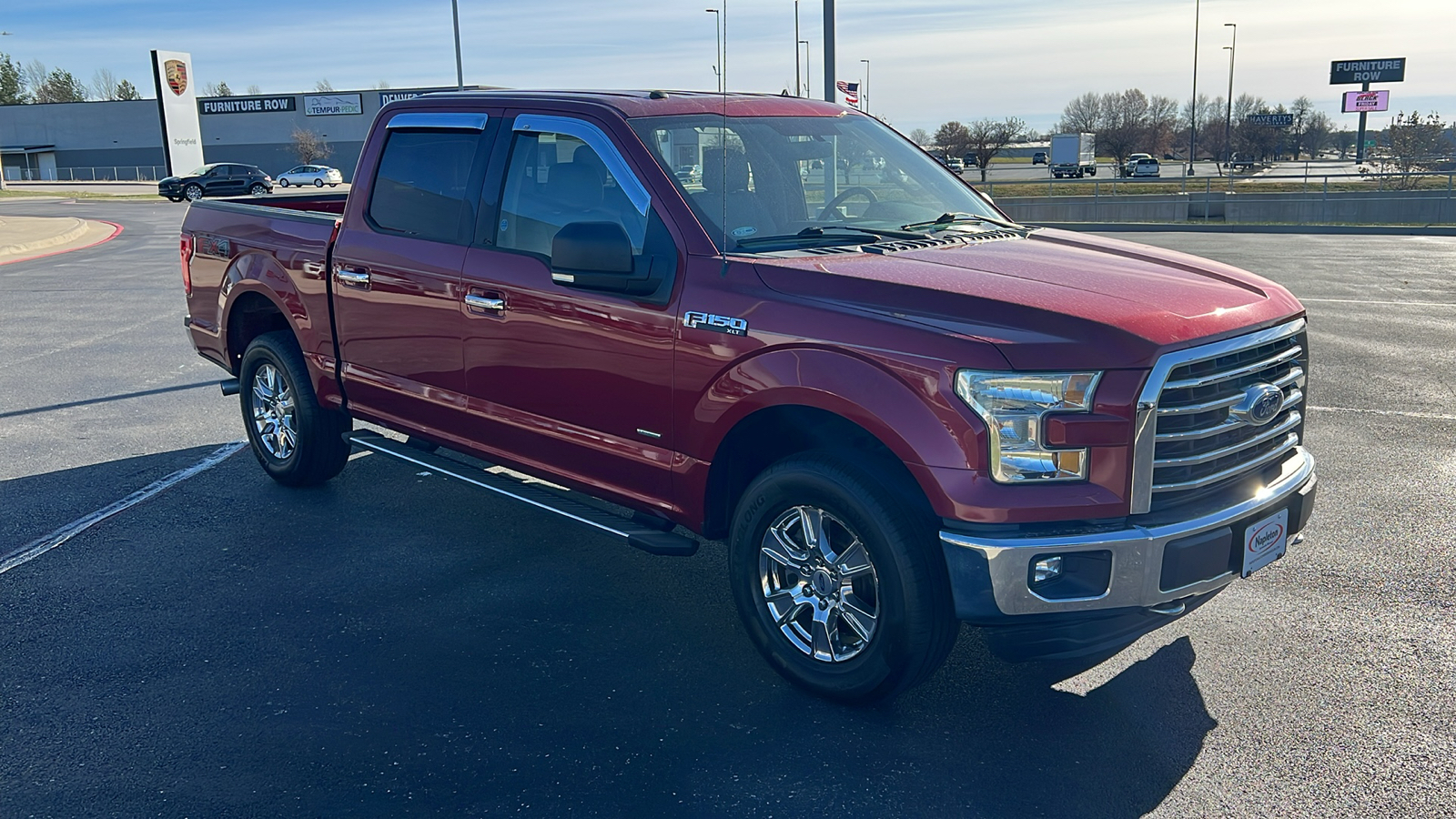 2016 Ford F-150 XLT 4WD SuperCrew 145 9