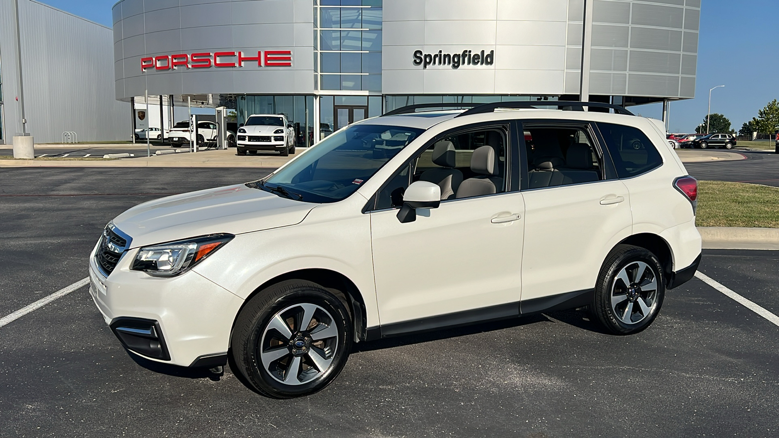 2017 Subaru Forester Limited 1