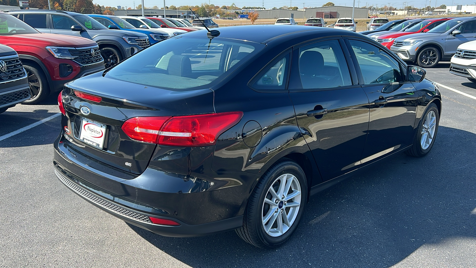 2017 Ford Focus SE 8