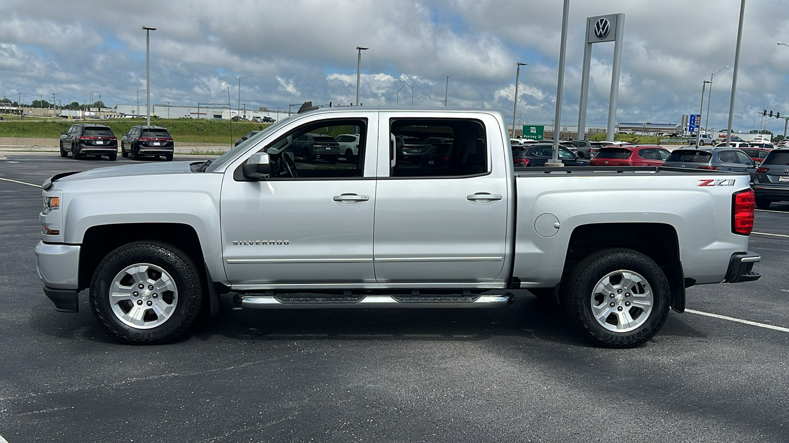 2018 Chevrolet Silverado 1500 LT 4WD Crew Cab 143.5 4