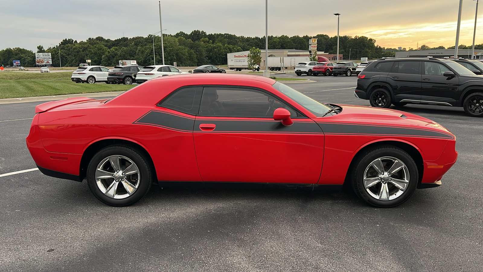 2018 Dodge Challenger SXT 8